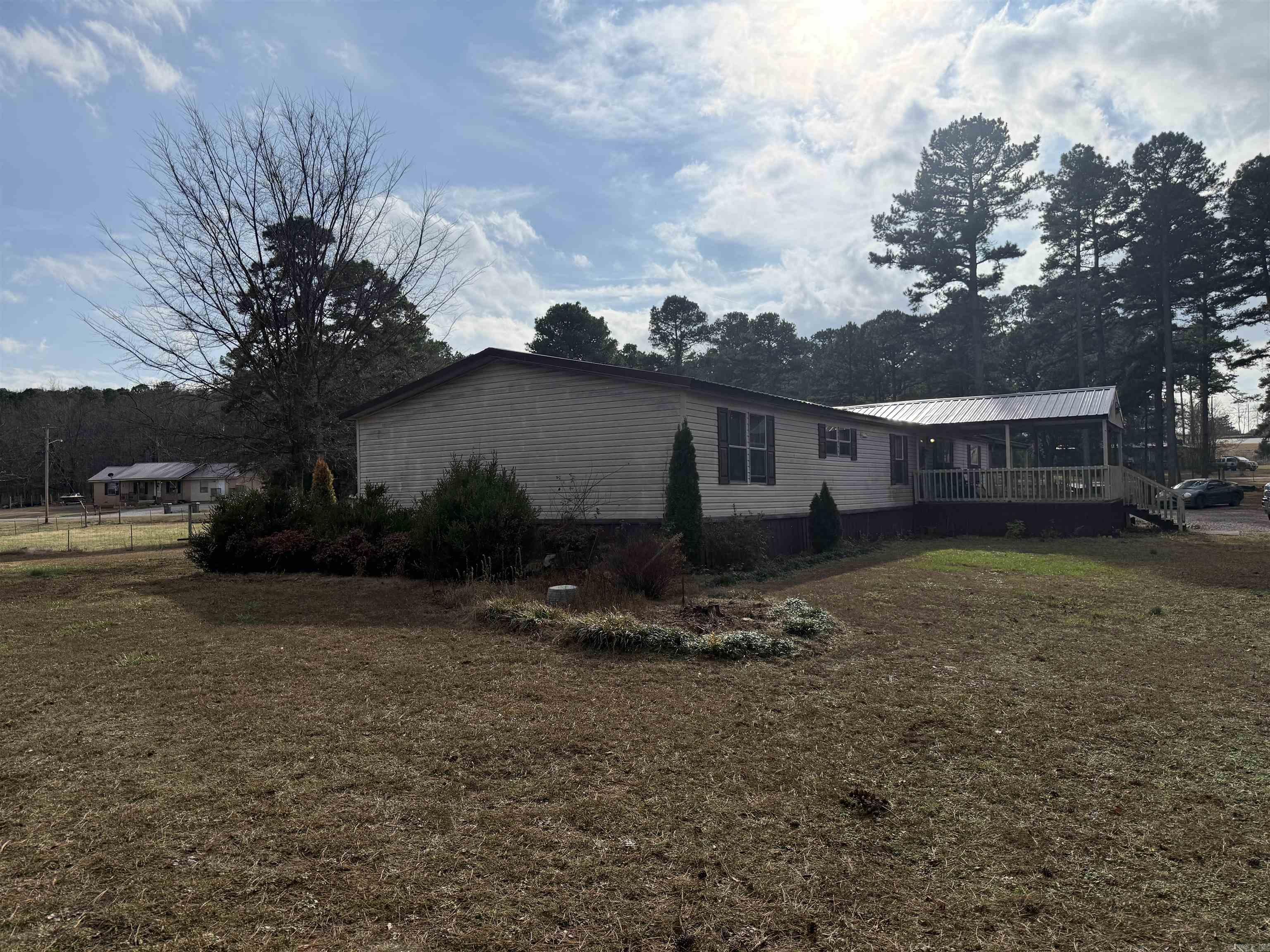 21 Songbird  Pleasant Plains, AR