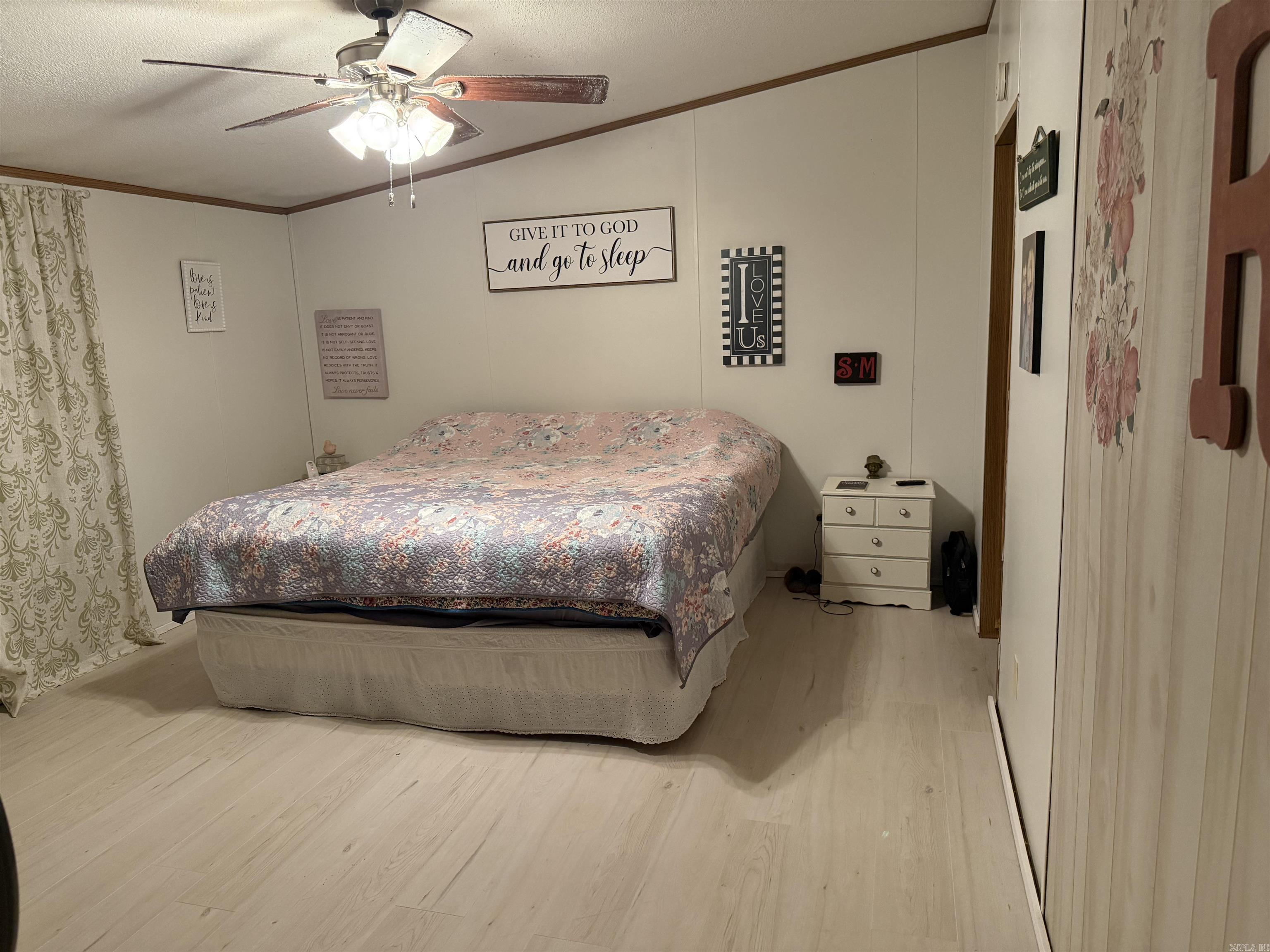 21 Songbird  Pleasant Plains, AR