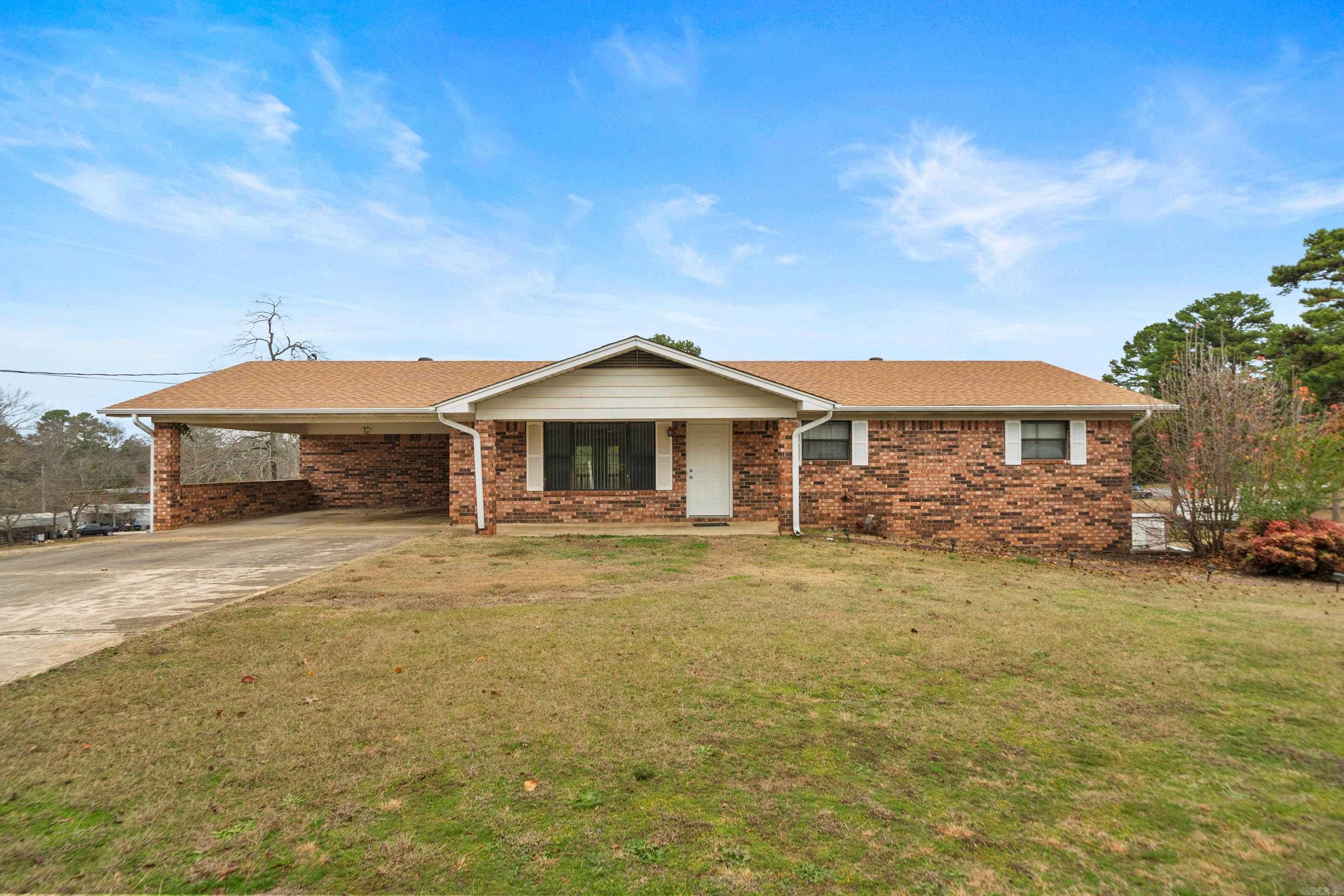 220 Lockhaven  Hot Springs, AR