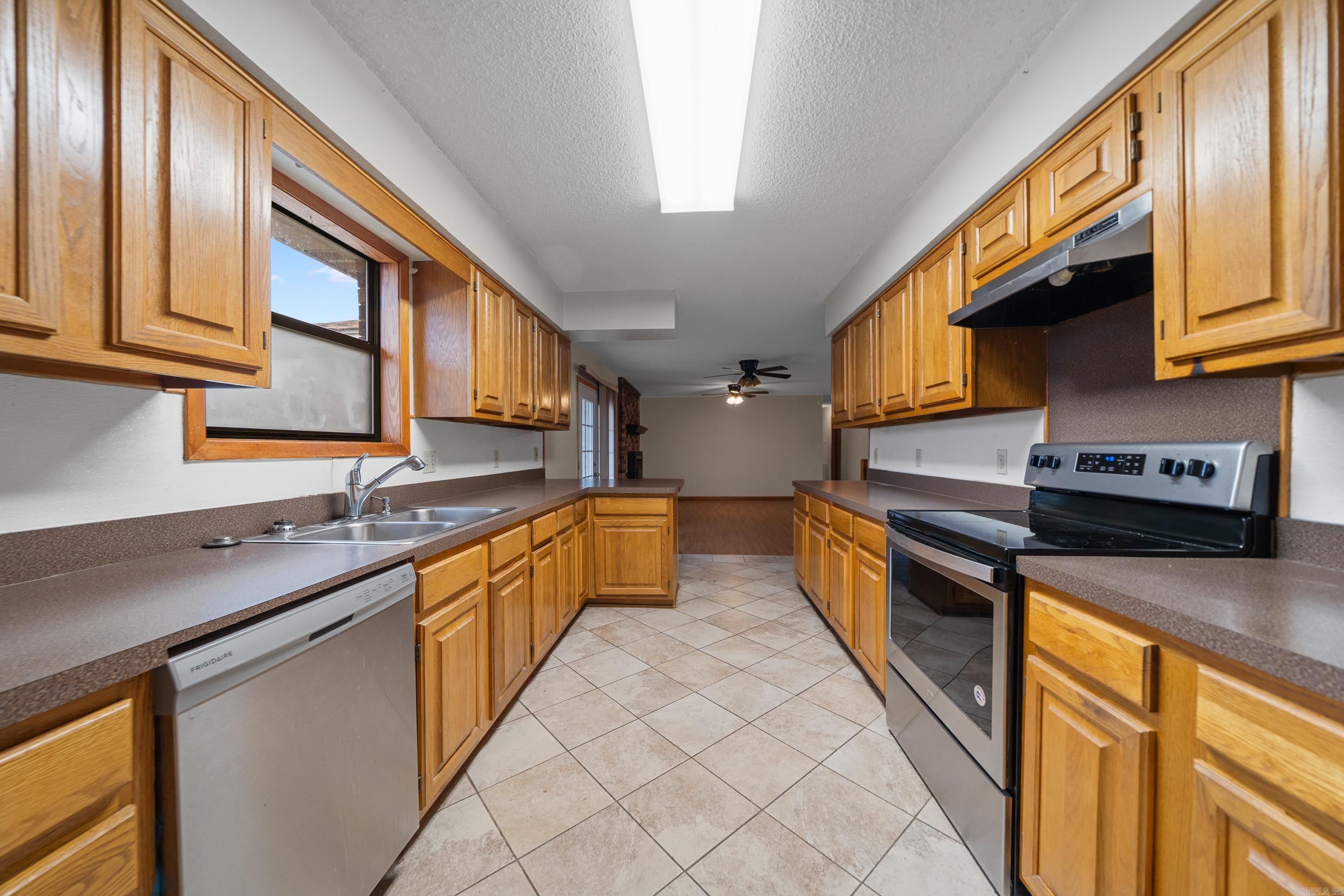 220 Lockhaven  Hot Springs, AR