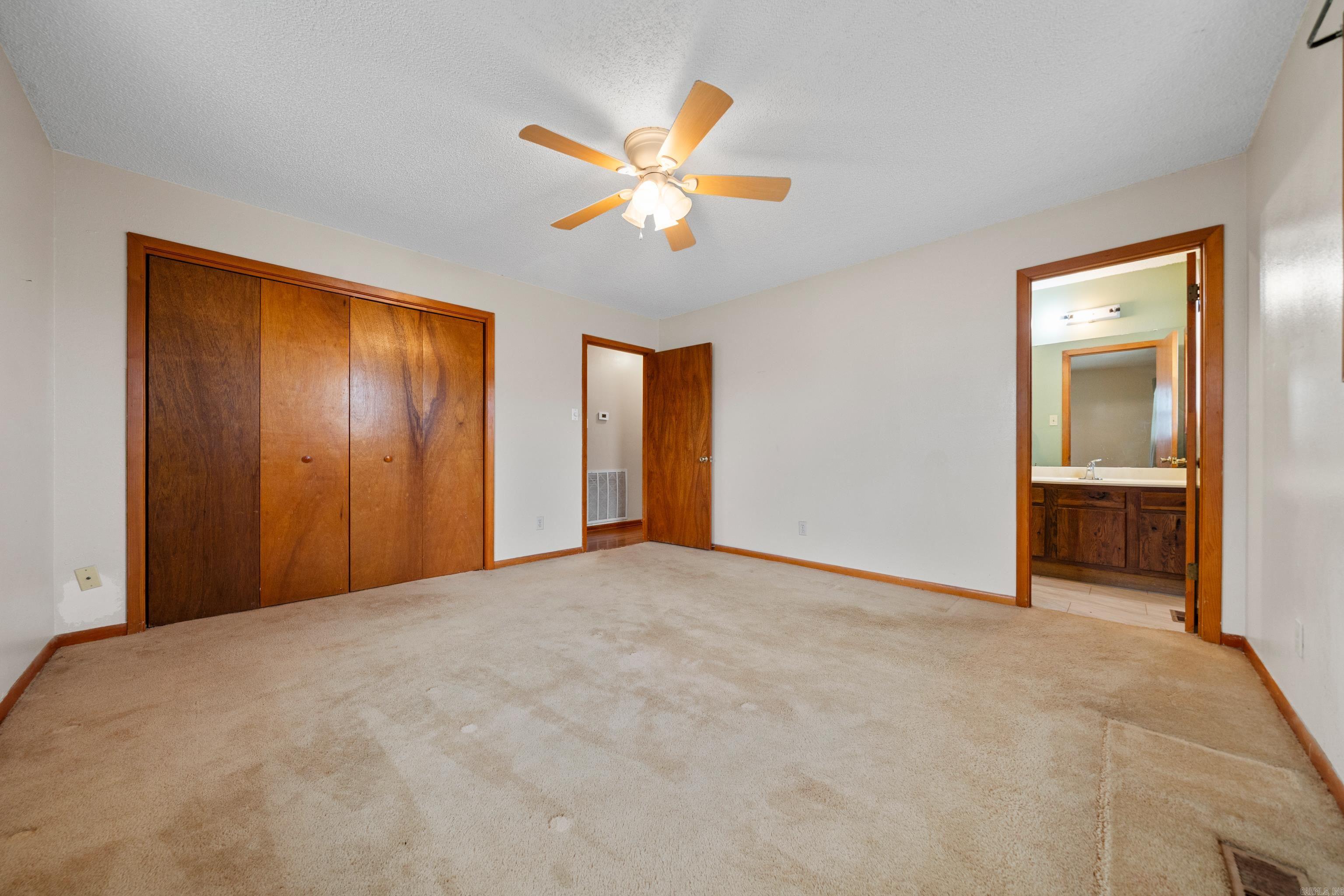 220 Lockhaven  Hot Springs, AR