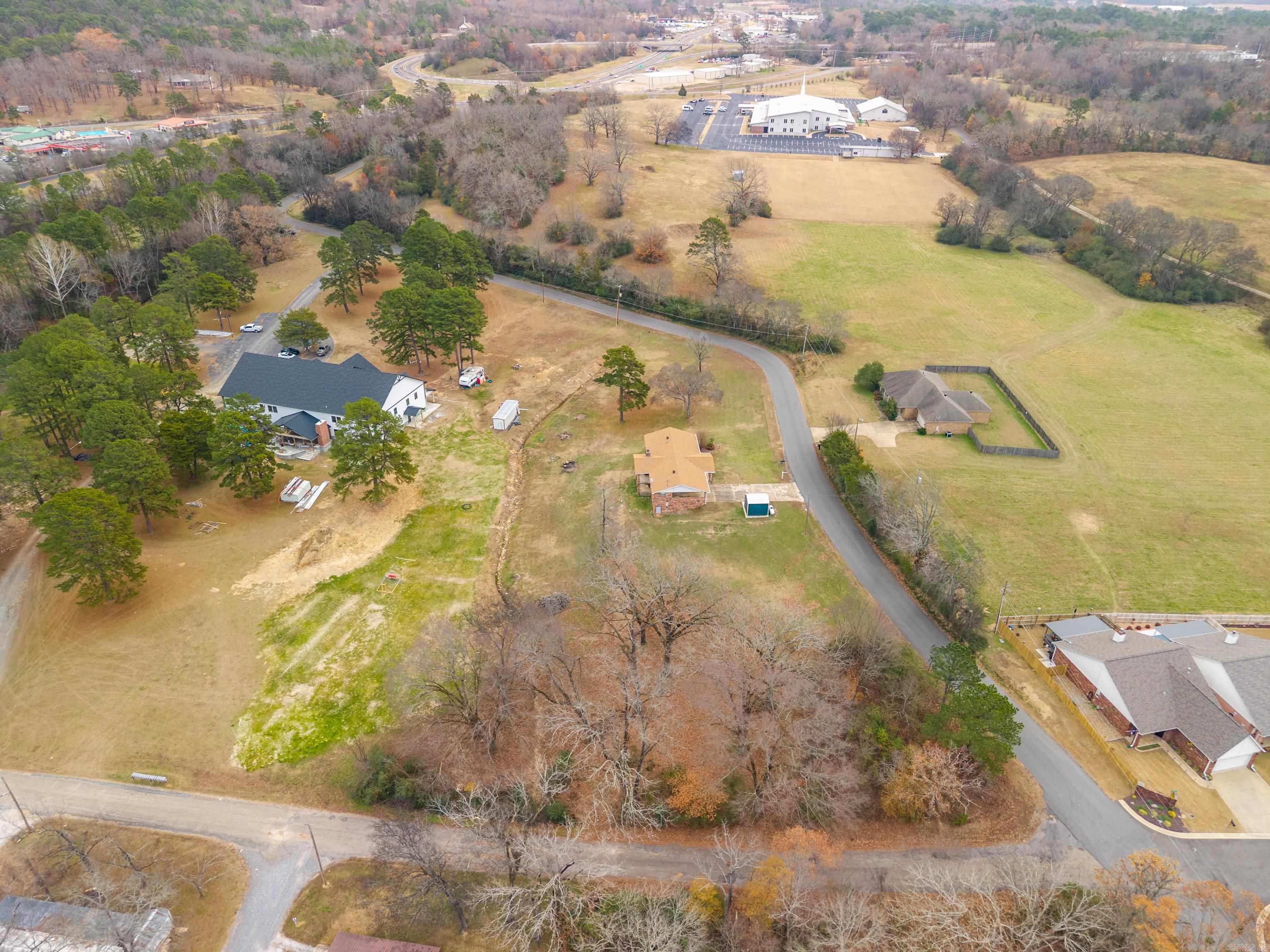 220 Lockhaven  Hot Springs, AR