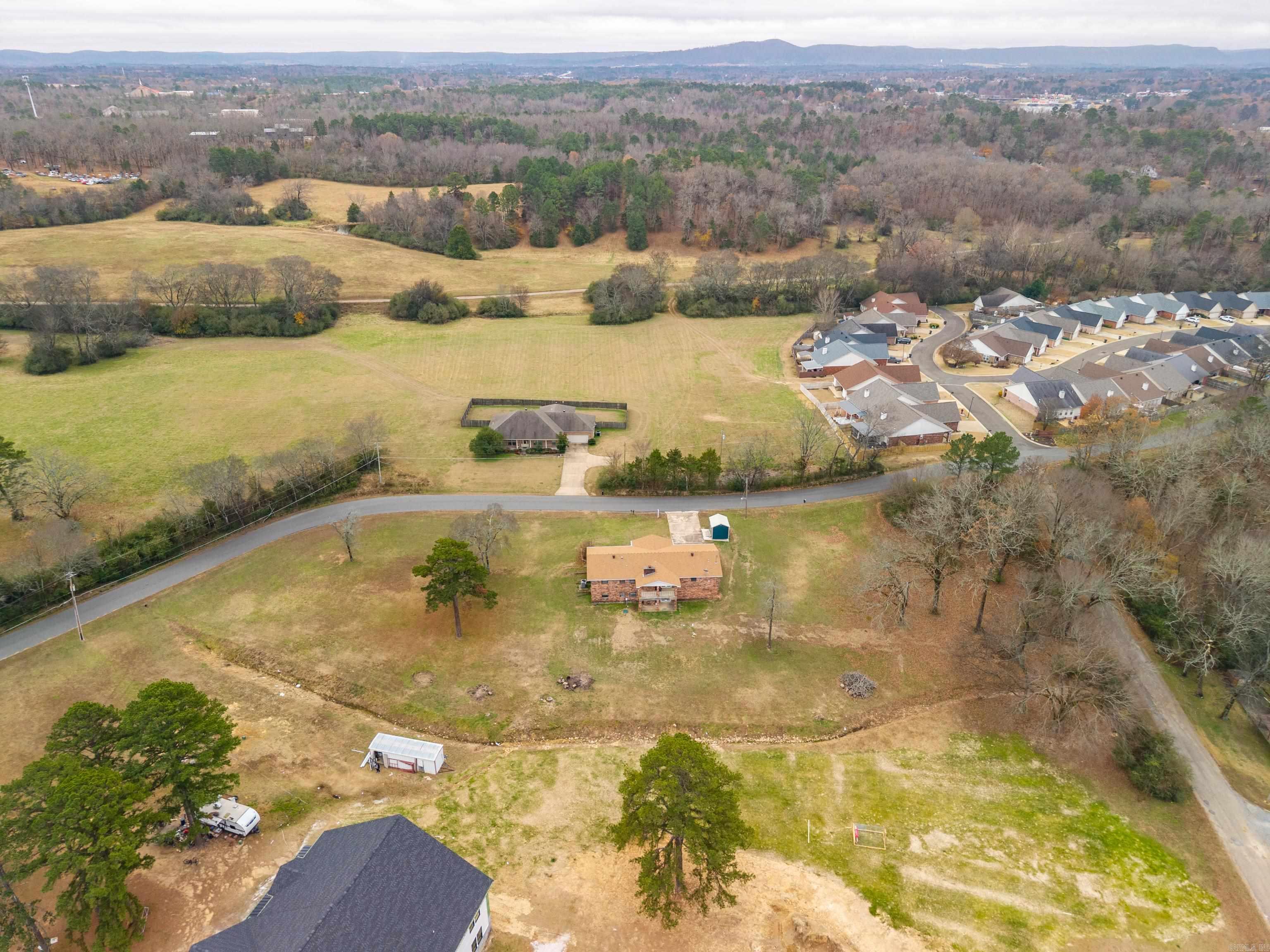 220 Lockhaven  Hot Springs, AR