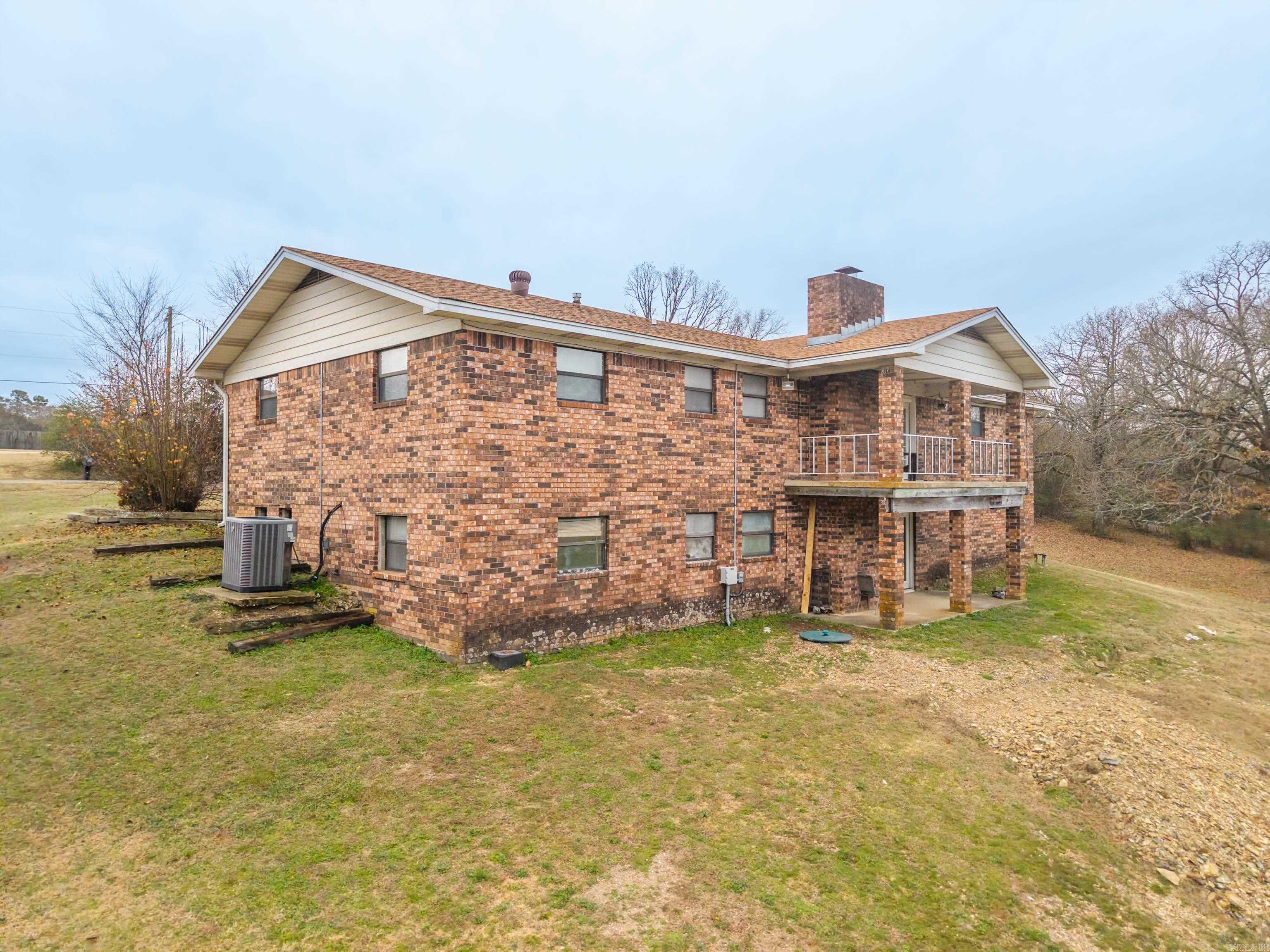 220 Lockhaven  Hot Springs, AR