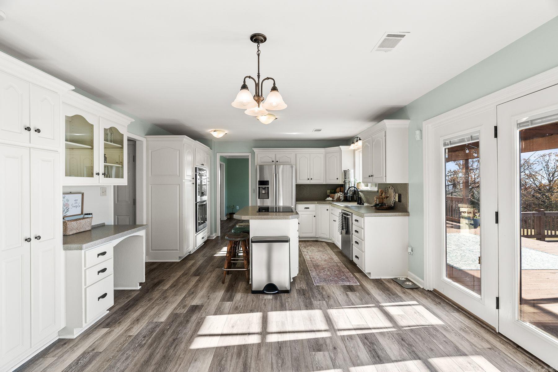 62 Mill Creek  Greenbrier, AR