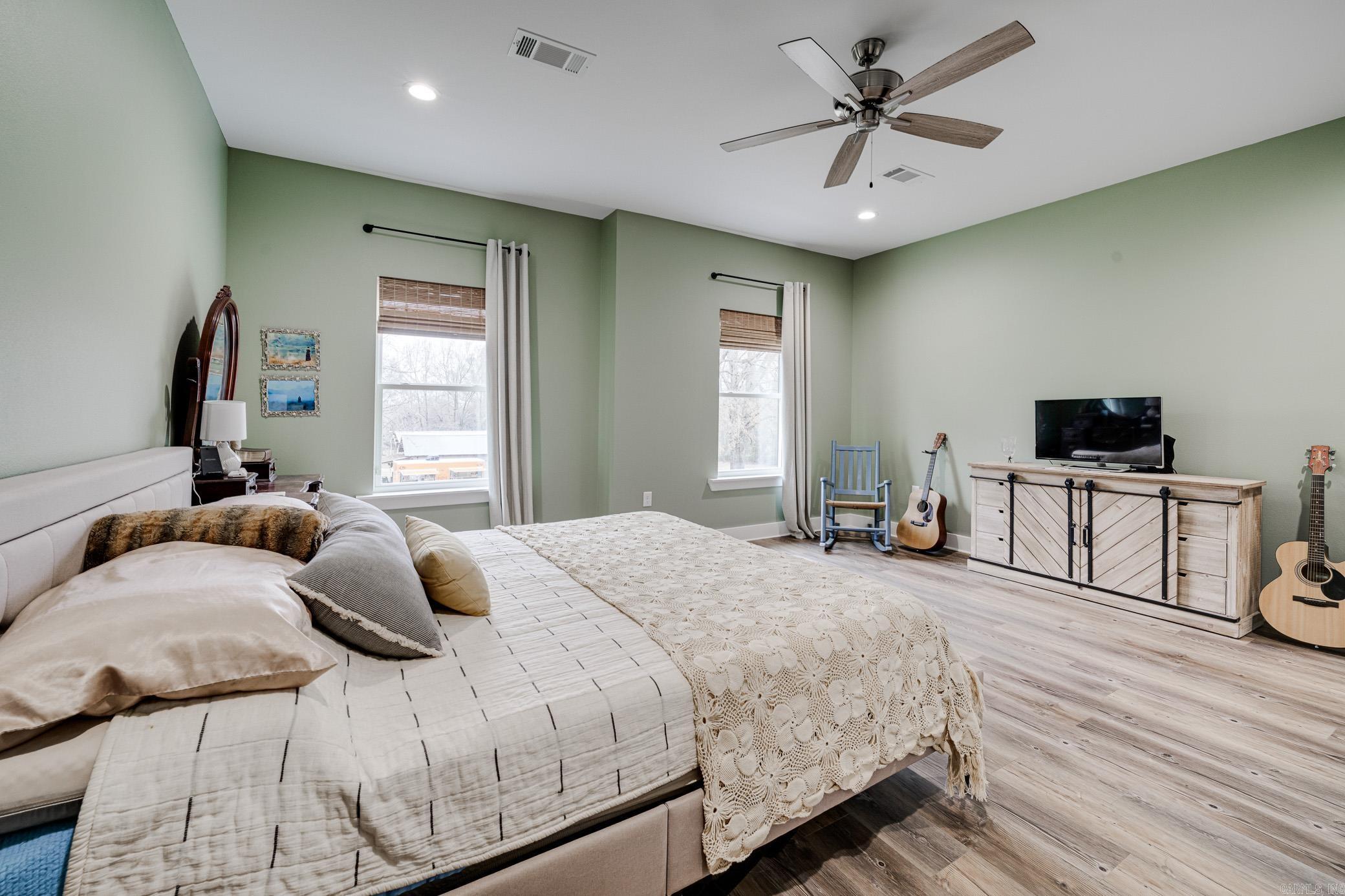 62 Ridge  Greenbrier, AR