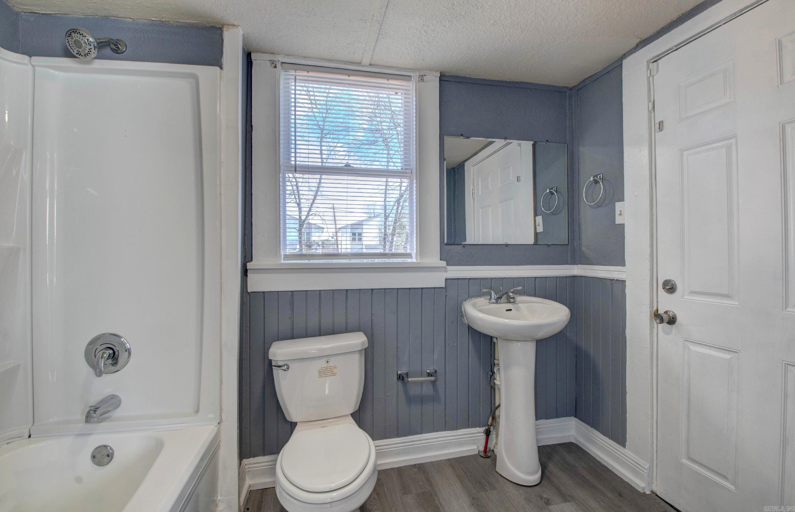 1019 Booker  Little Rock, AR