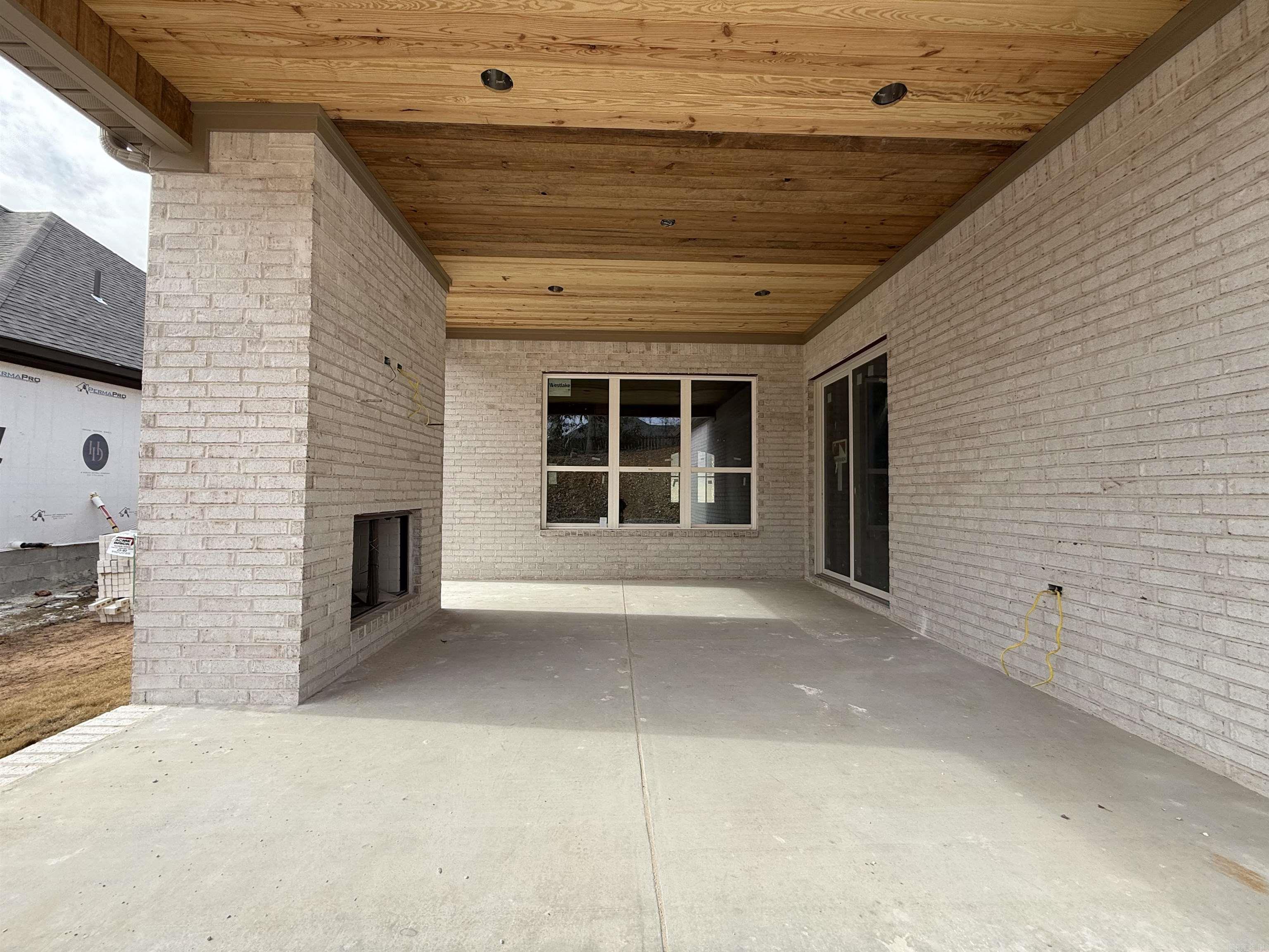 67 Mountain Brook  Little Rock, AR