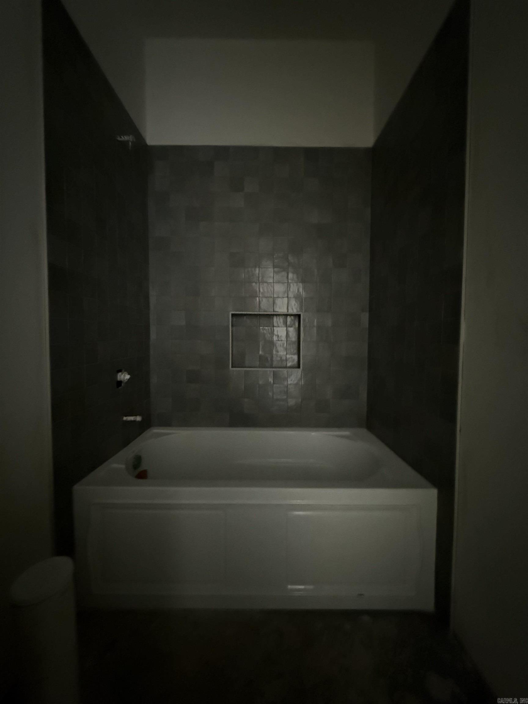 67 Mountain Brook  Little Rock, AR