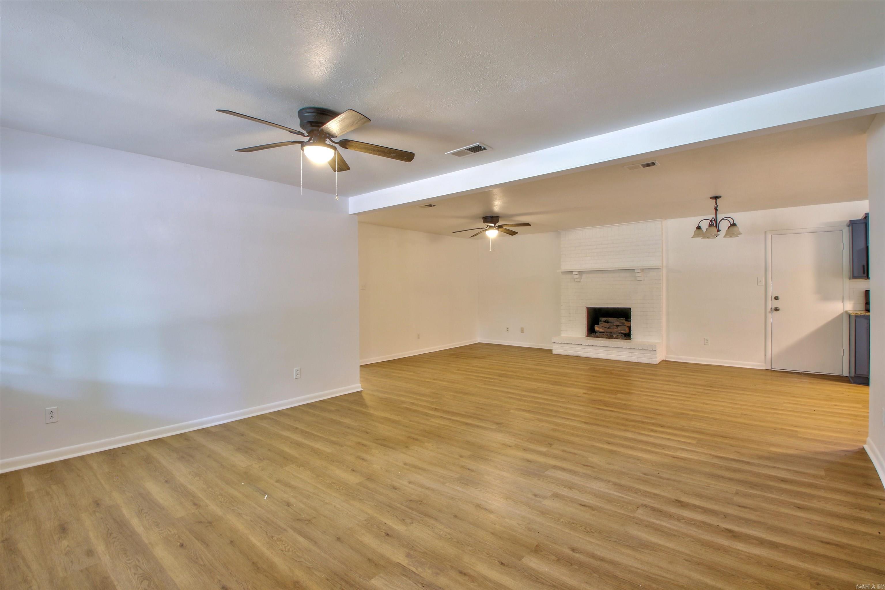 39 Sheraton Oaks  Sherwood, AR