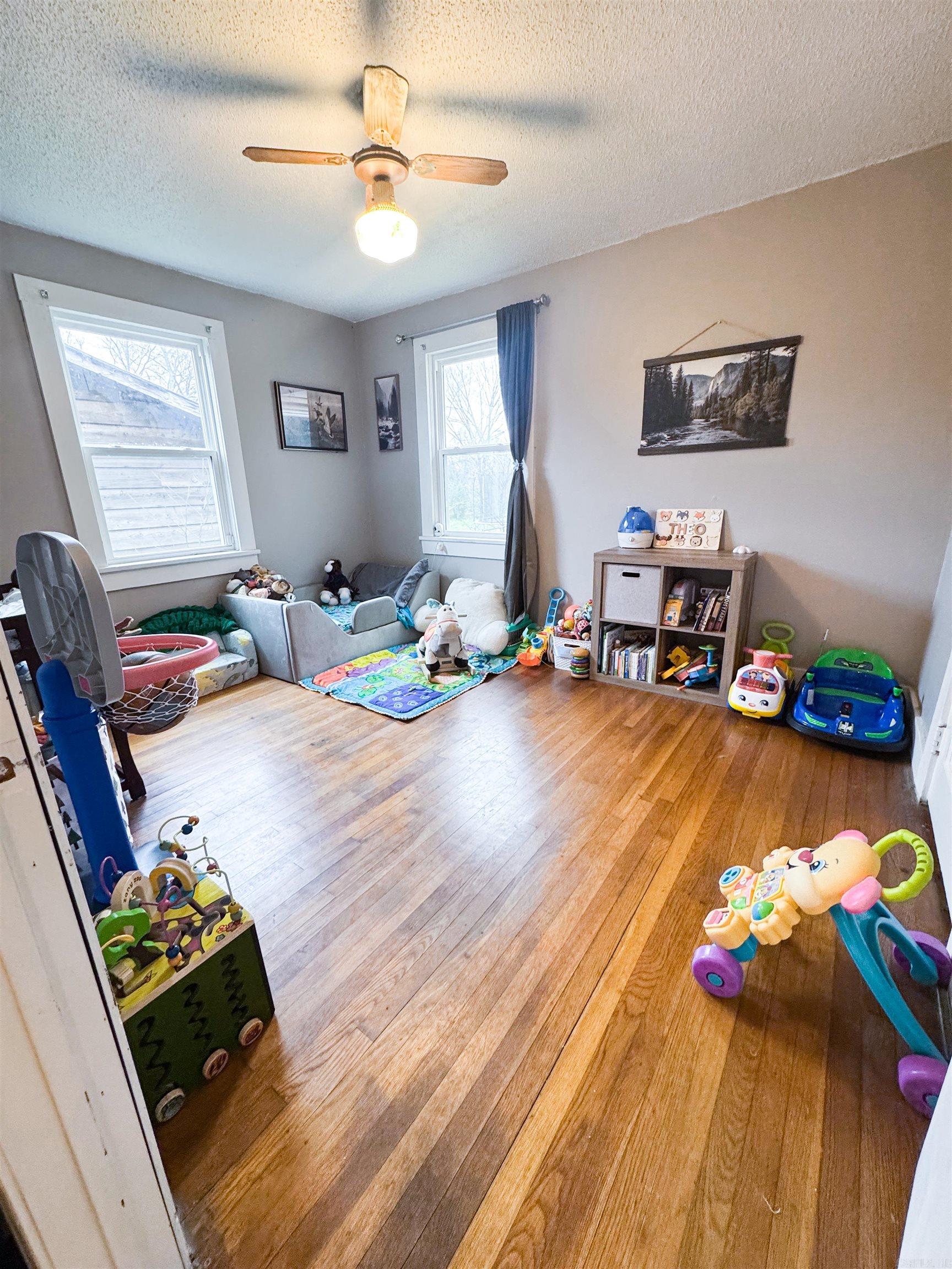 117 S Fourth  Benton, AR