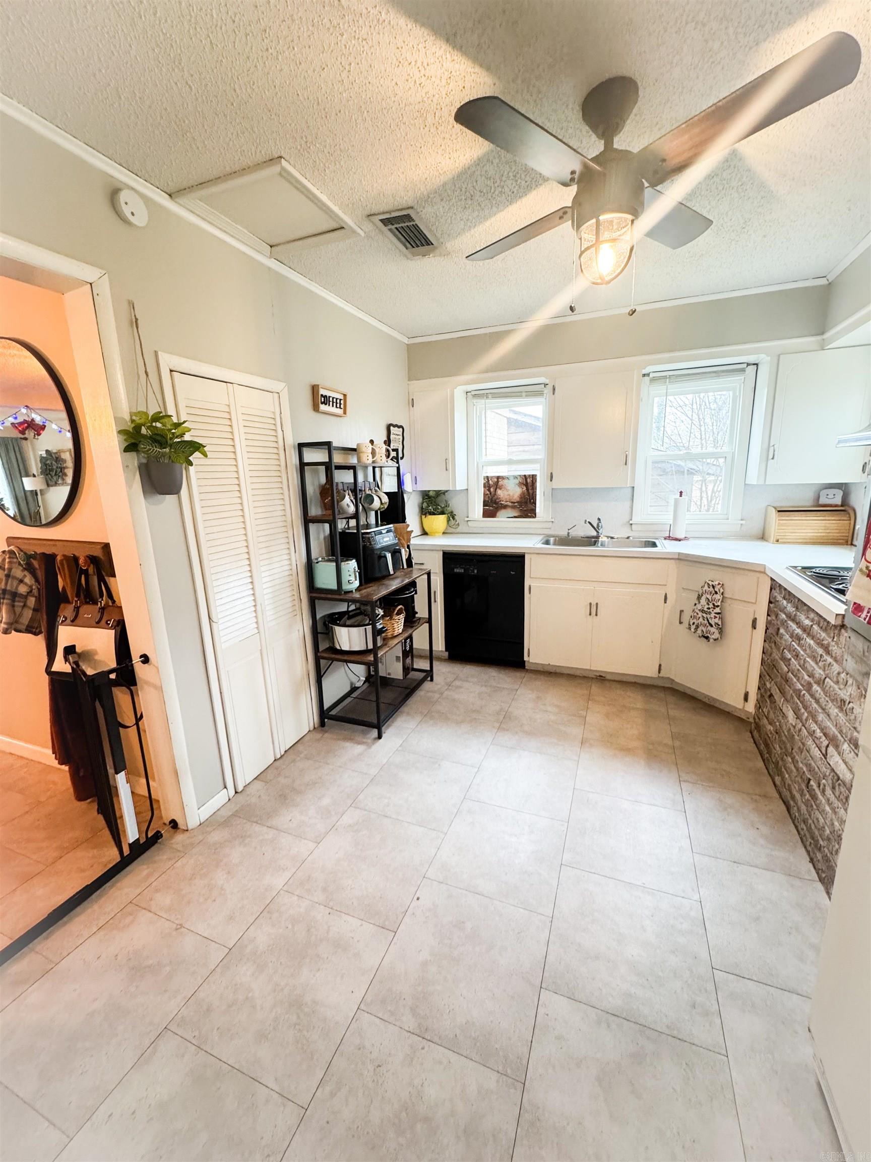 117 S Fourth  Benton, AR