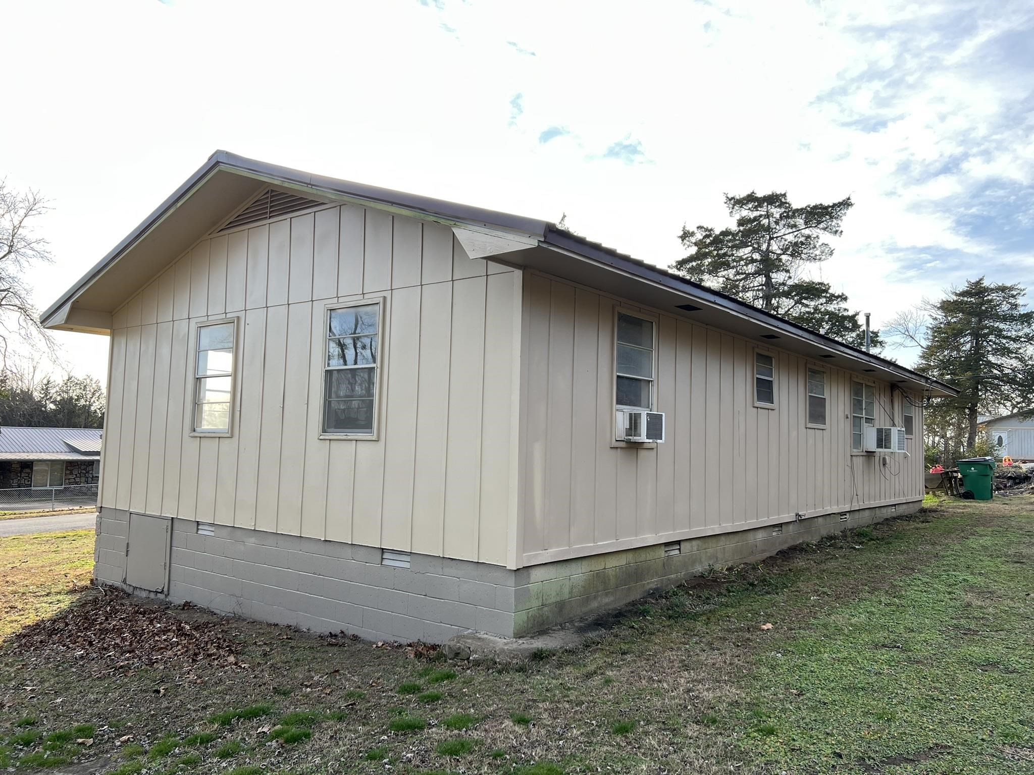 651 E First  Calico Rock, AR