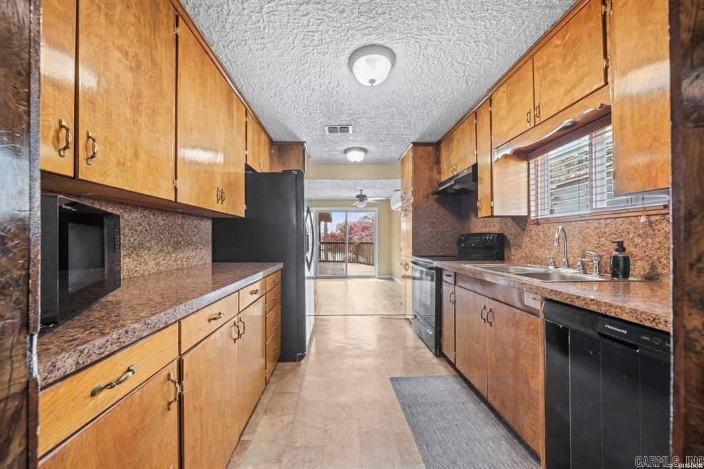 132 Haggard  Hot Springs, AR