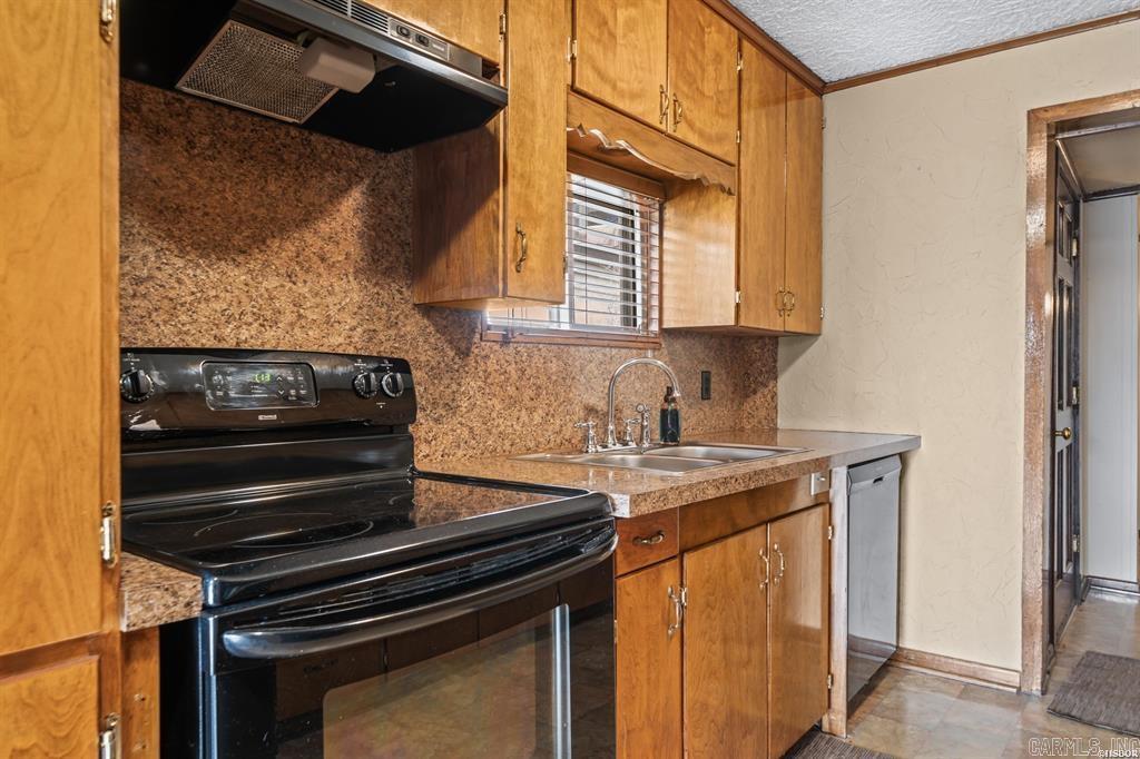 132 Haggard  Hot Springs, AR