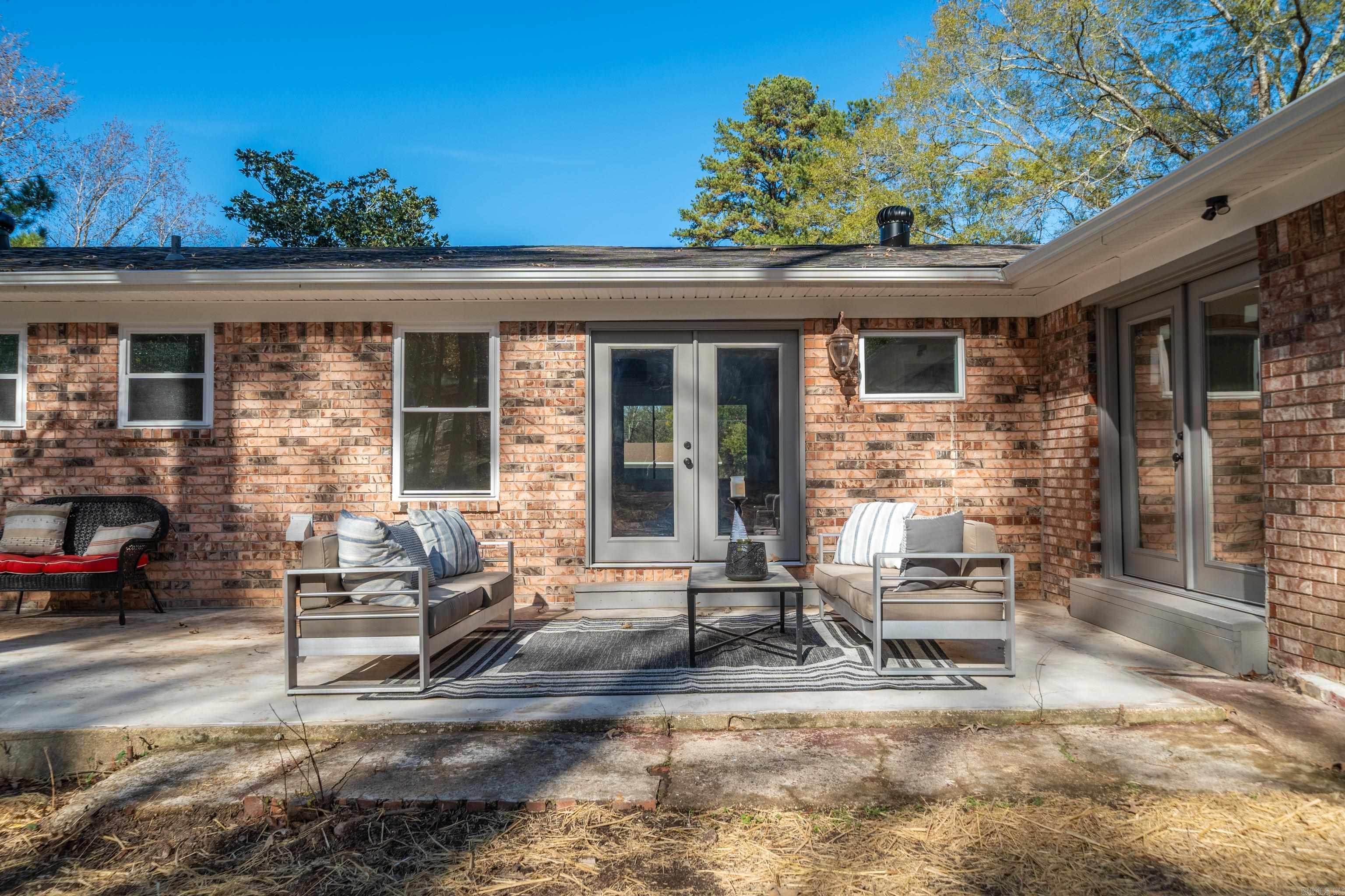 217 Windamere  Hot Springs, AR