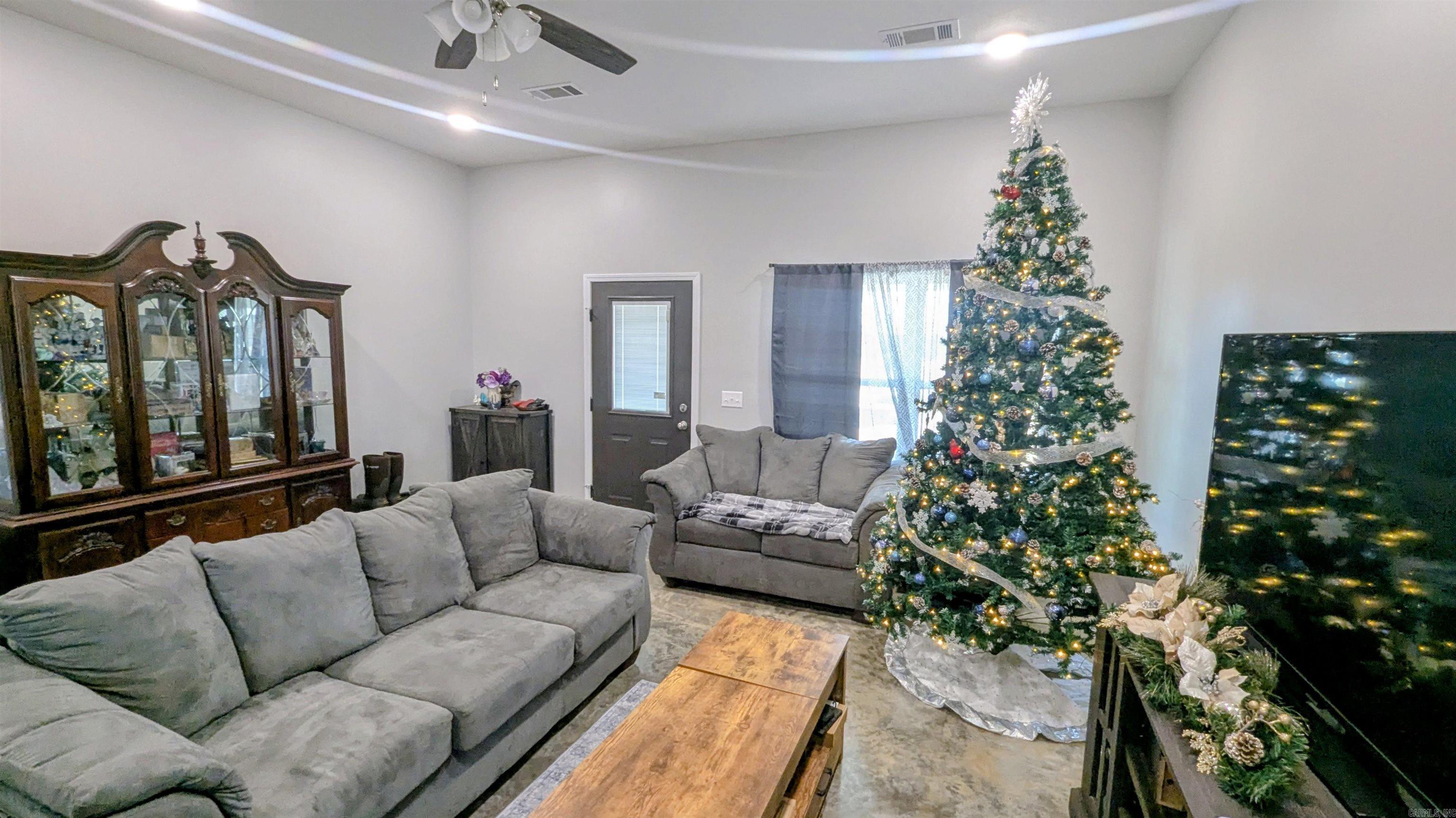 1813 SE Front Street  Hoxie, AR