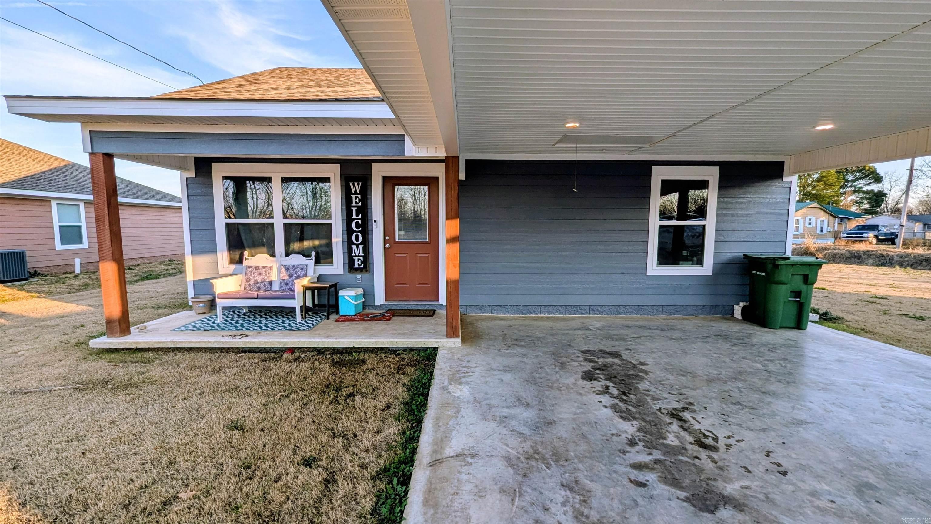 1813 SE Front Street  Hoxie, AR