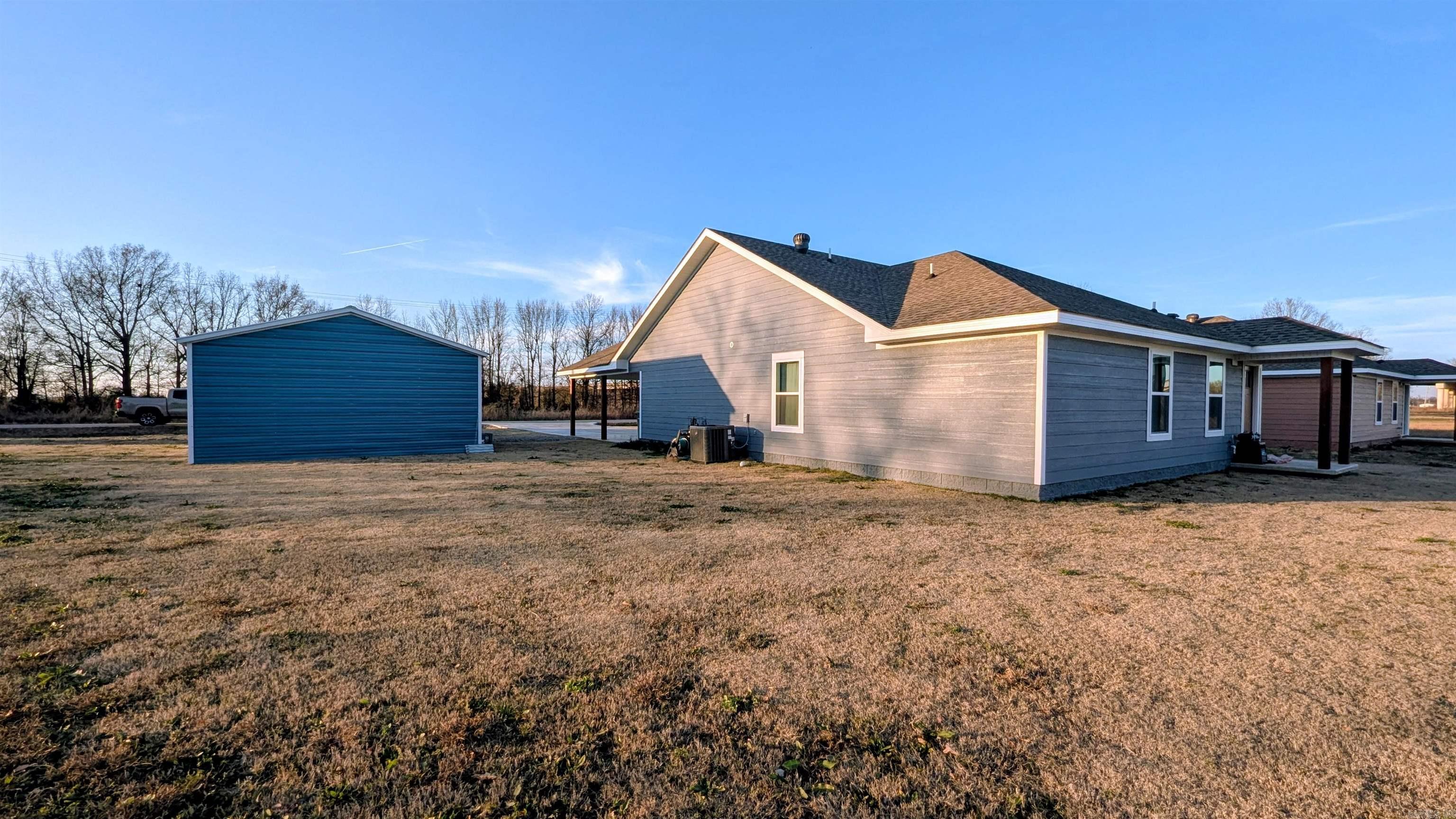 1813 SE Front Street  Hoxie, AR