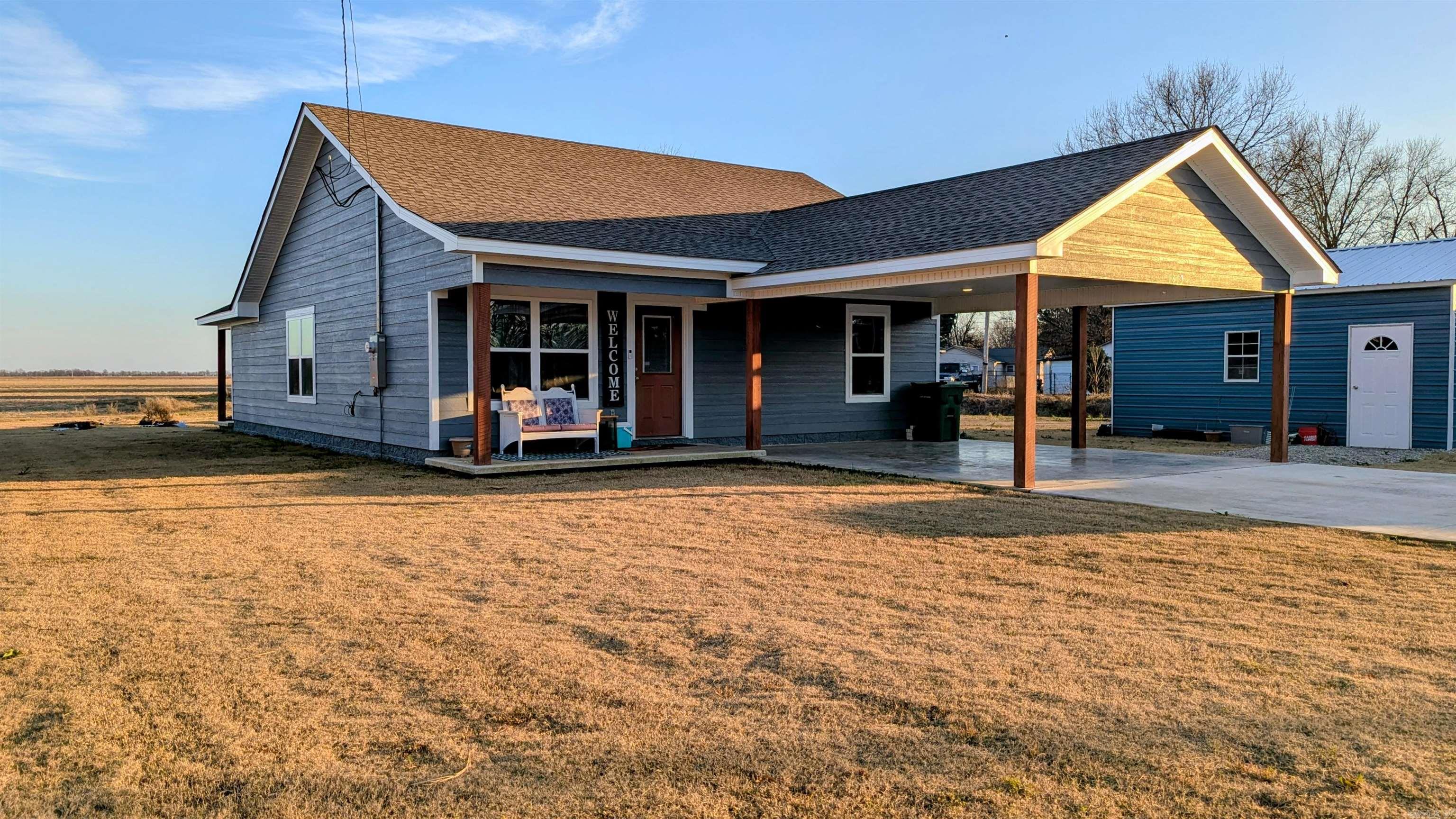 1813 SE Front Street  Hoxie, AR