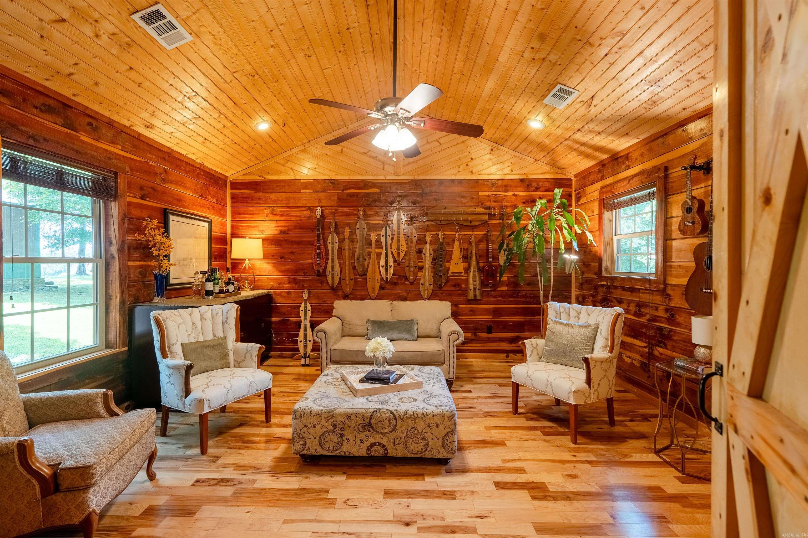 105 Green Meadow Road  Mountain View, AR