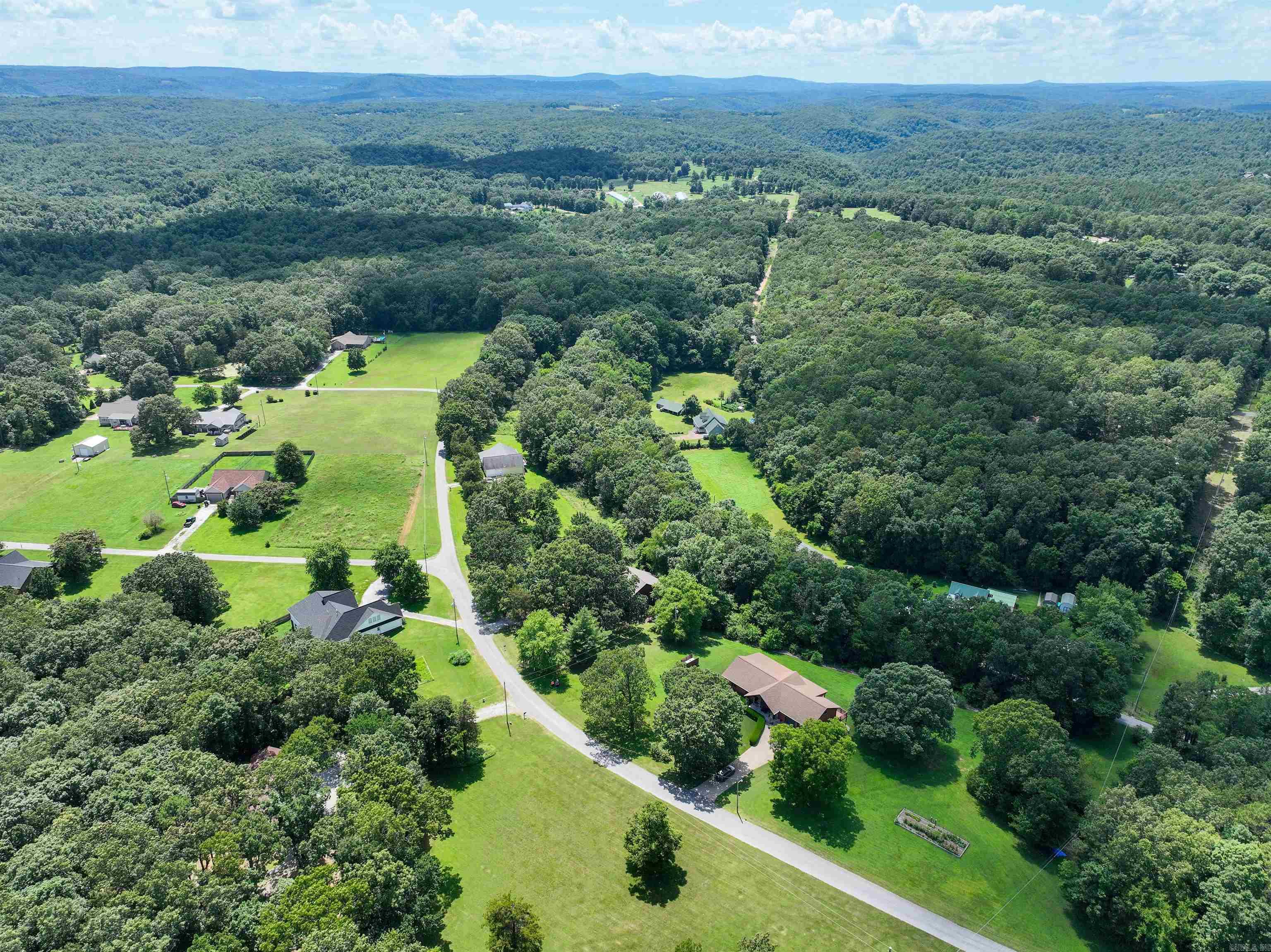 105 Green Meadow Road  Mountain View, AR