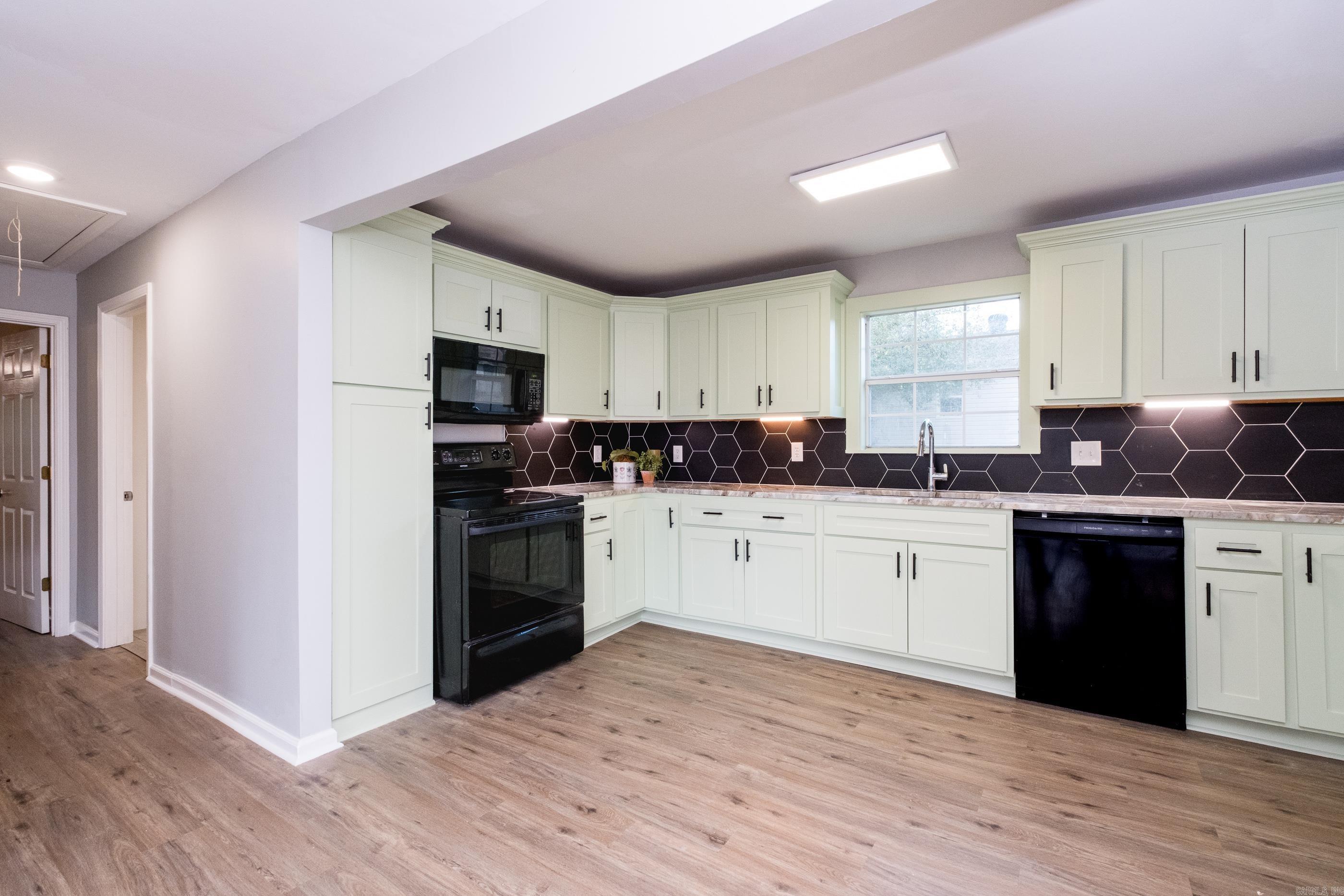 4214 Marsh  Little Rock, AR