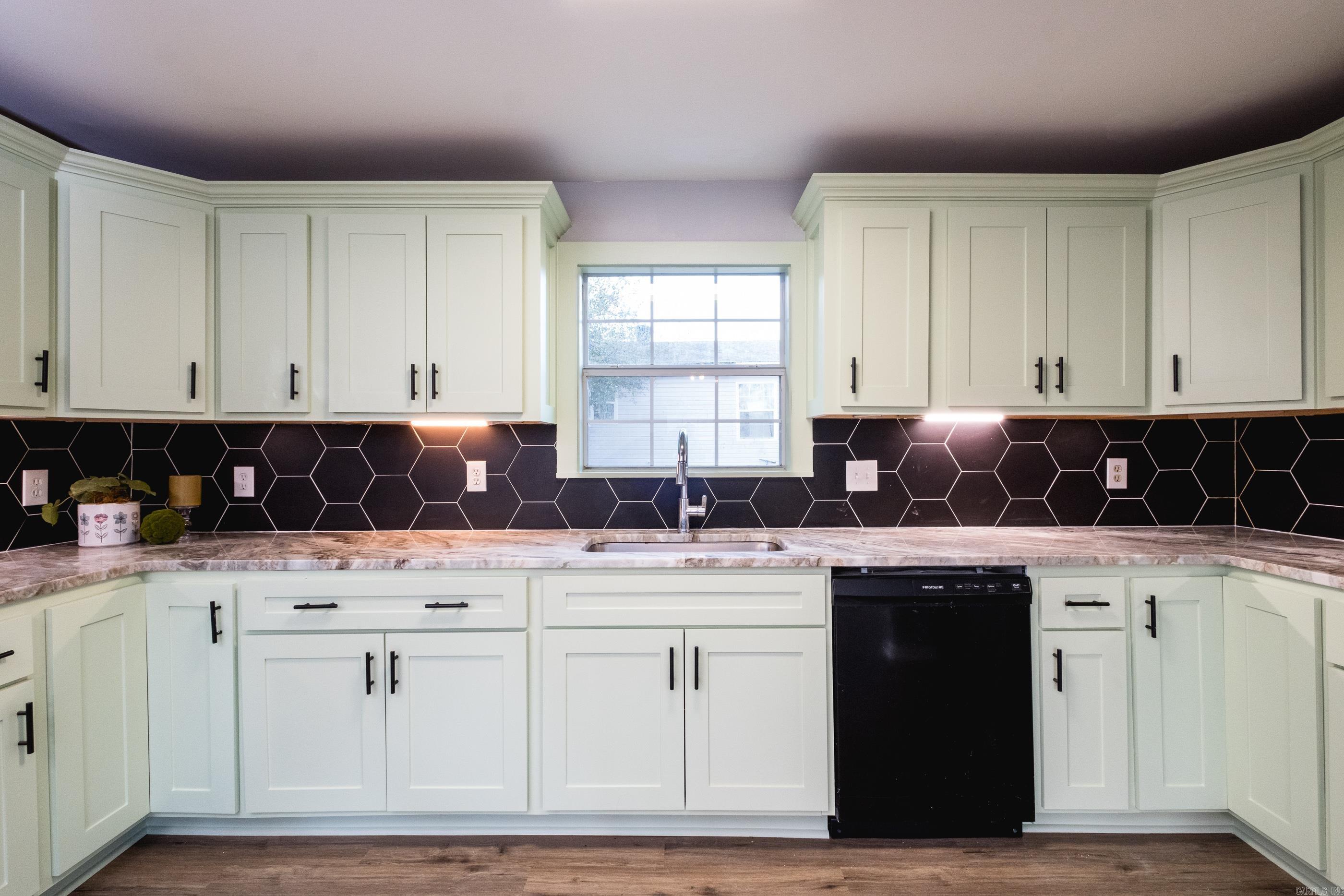 4214 Marsh  Little Rock, AR