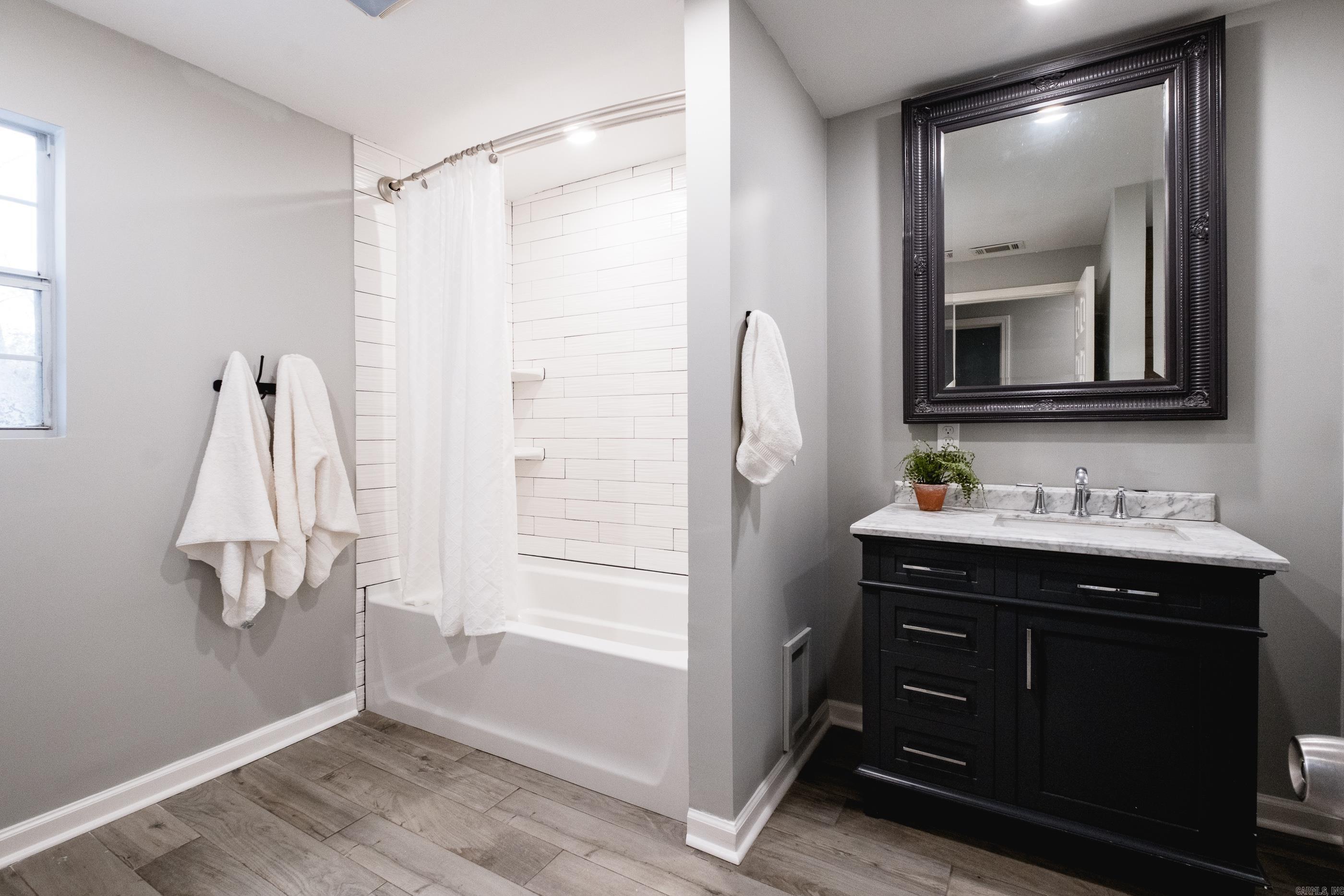 4214 Marsh  Little Rock, AR