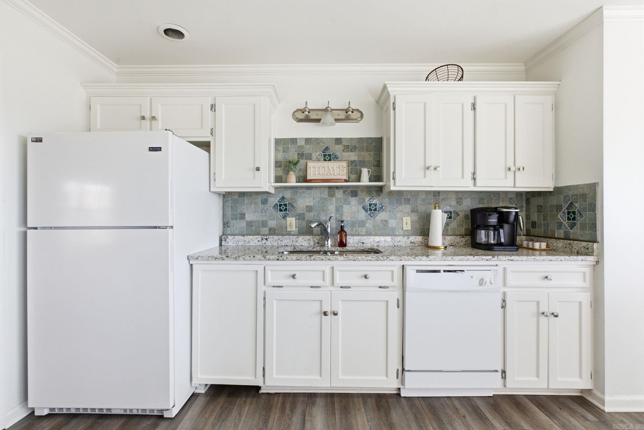 30 Summerland Ct  Little Rock, AR