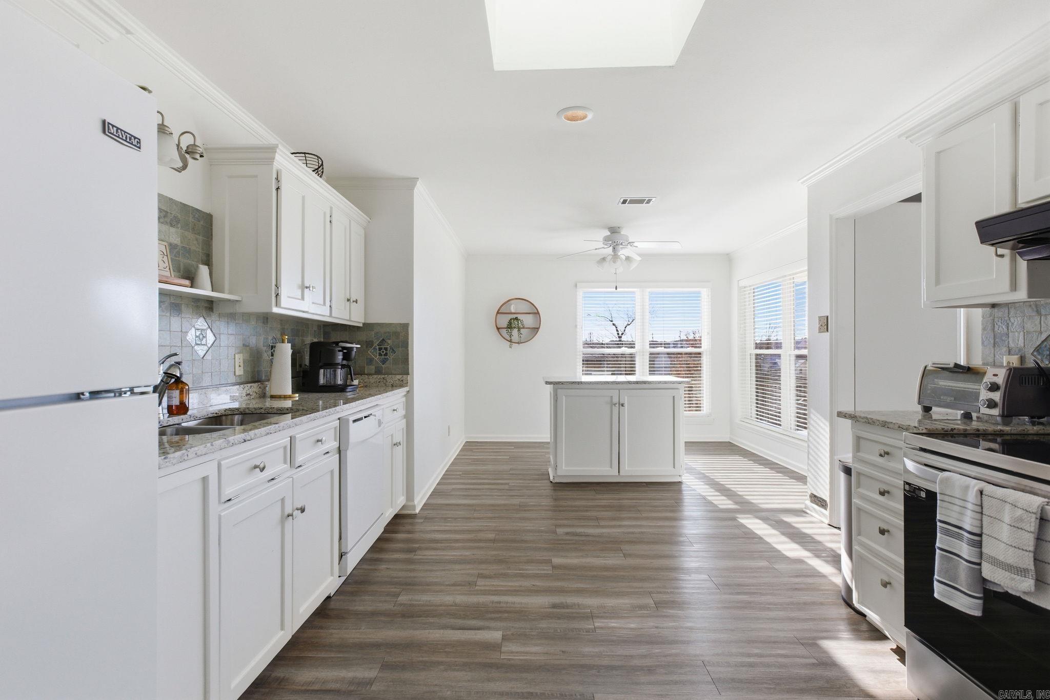 30 Summerland Ct  Little Rock, AR