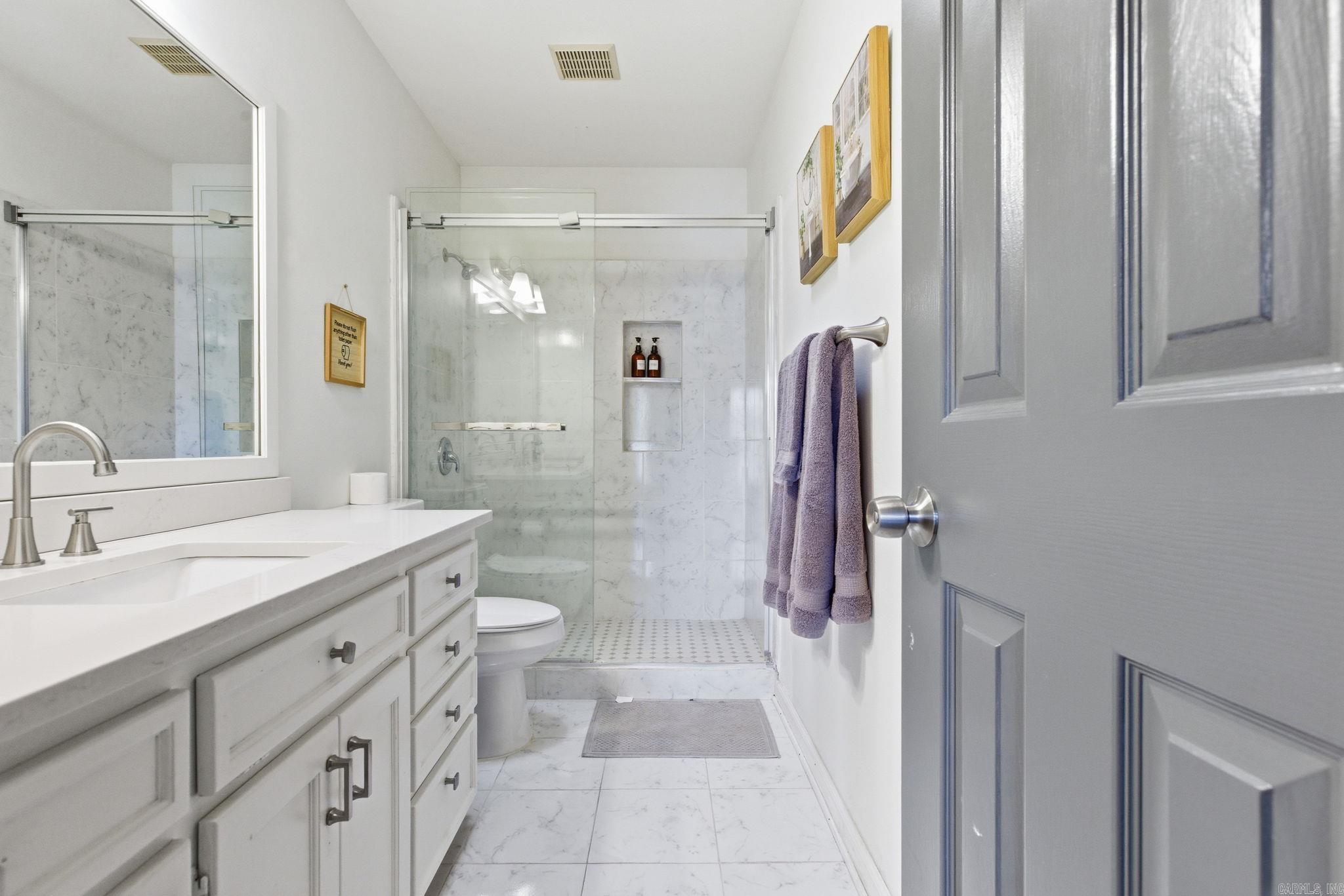 30 Summerland Ct  Little Rock, AR