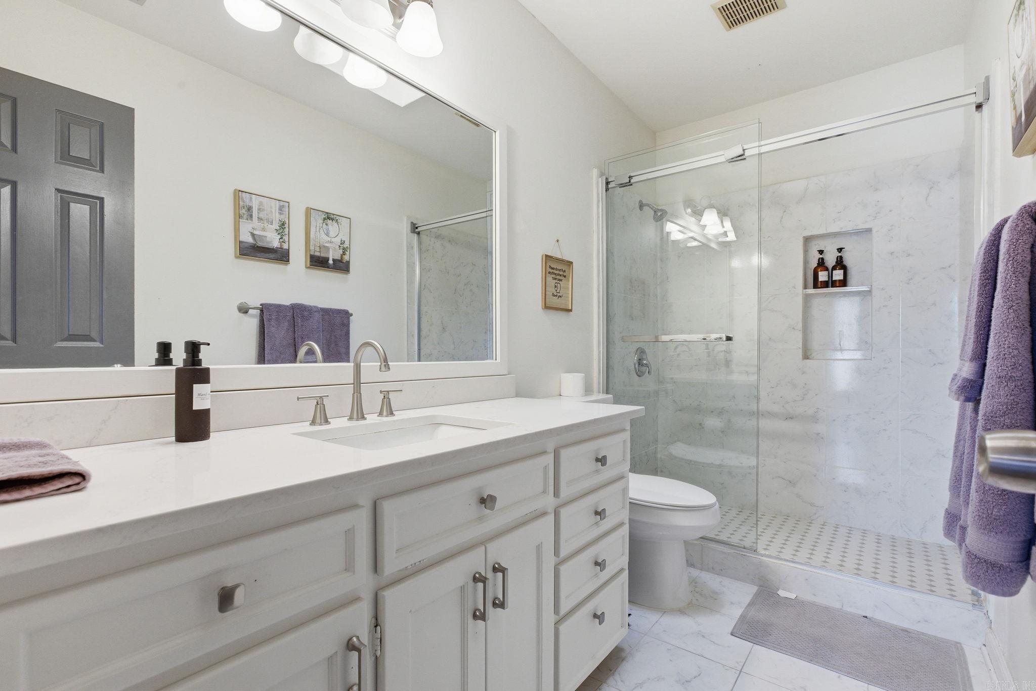 30 Summerland Ct  Little Rock, AR