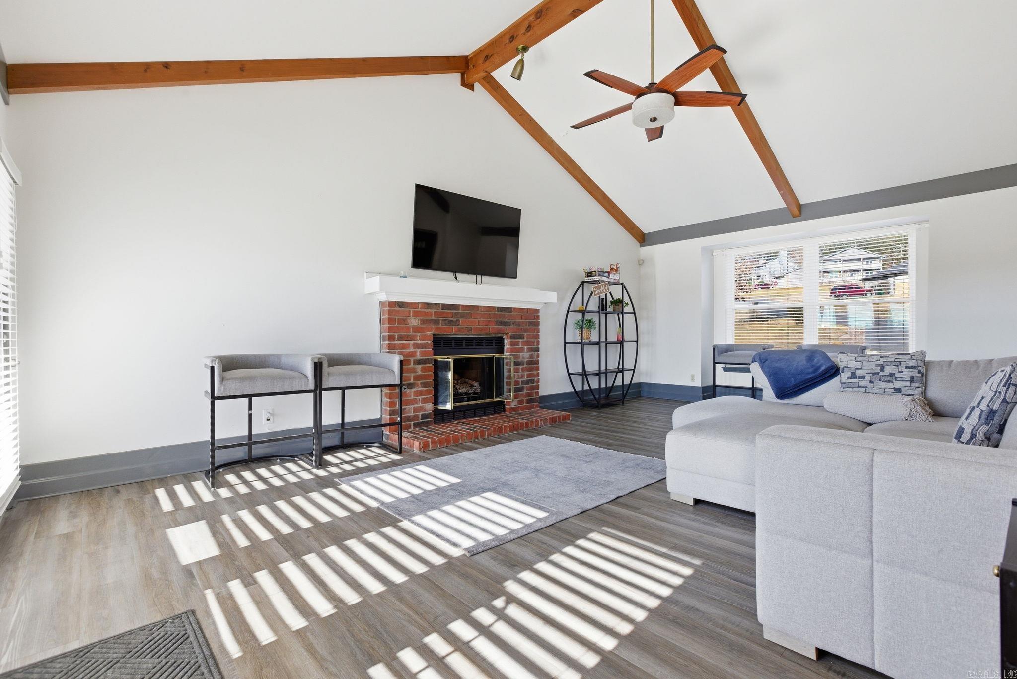 30 Summerland Ct  Little Rock, AR