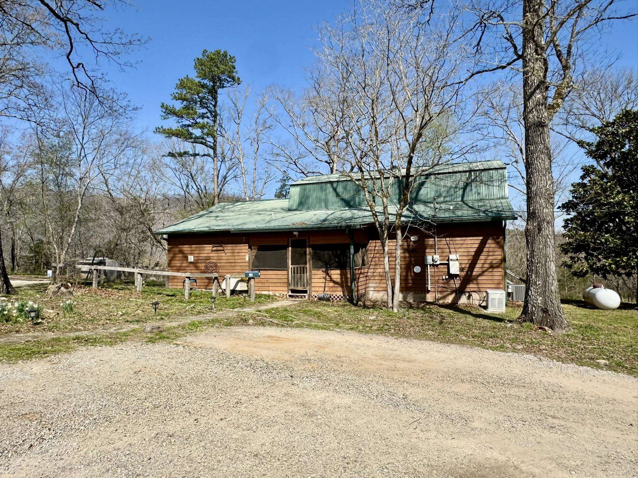 404 Bone Island Road Melbourne, AR 72556