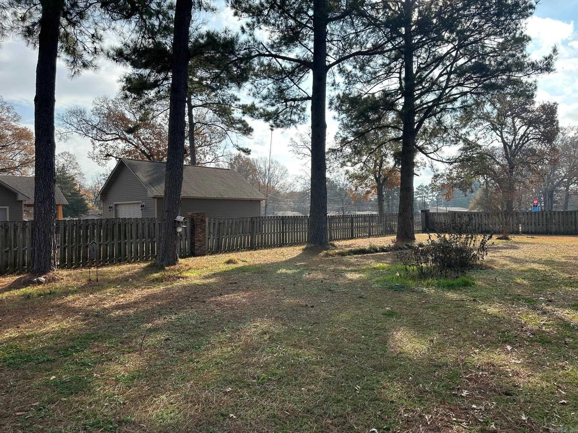 1107 S Tyler  DeWitt, AR