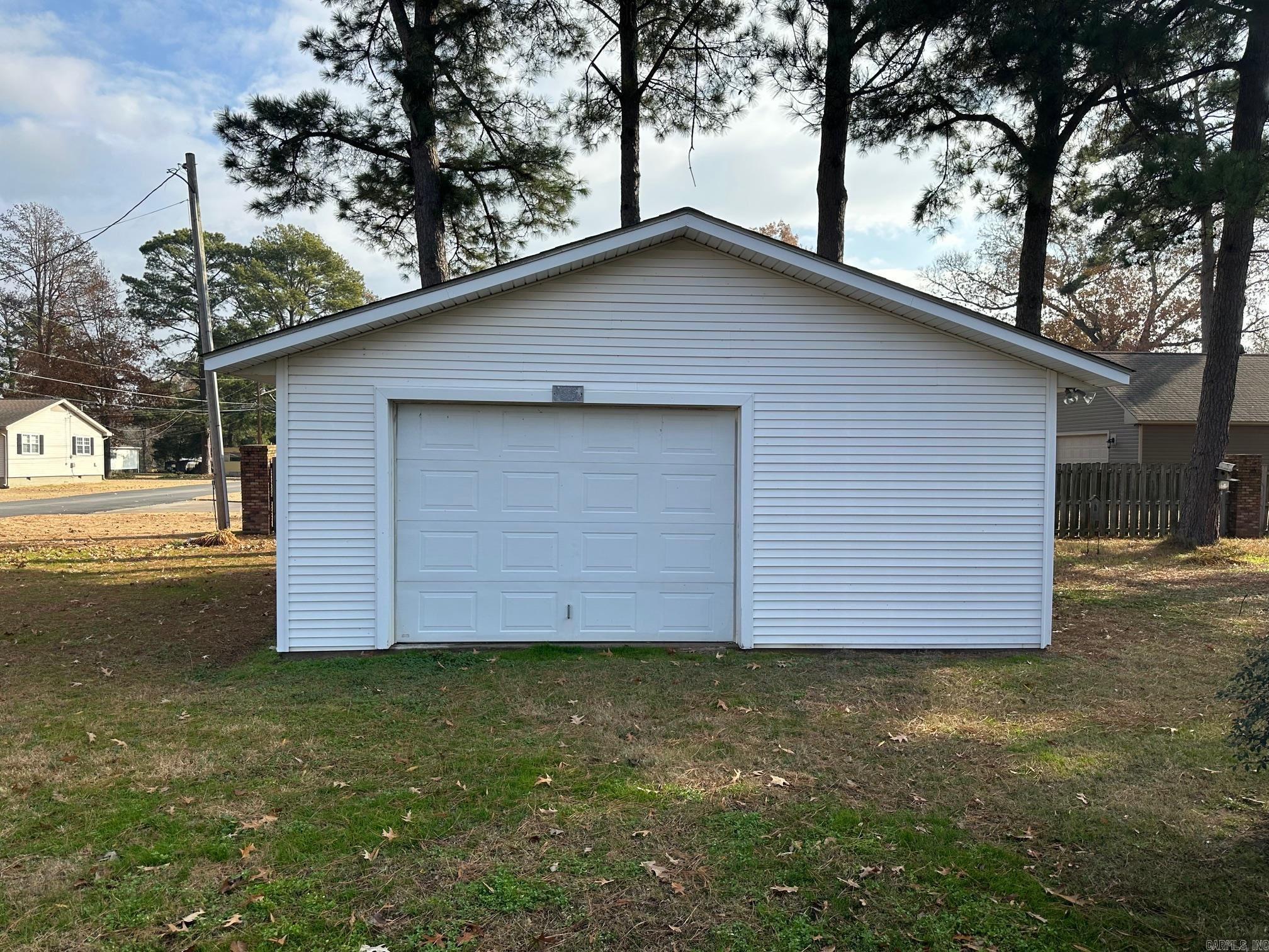 1107 S Tyler  DeWitt, AR