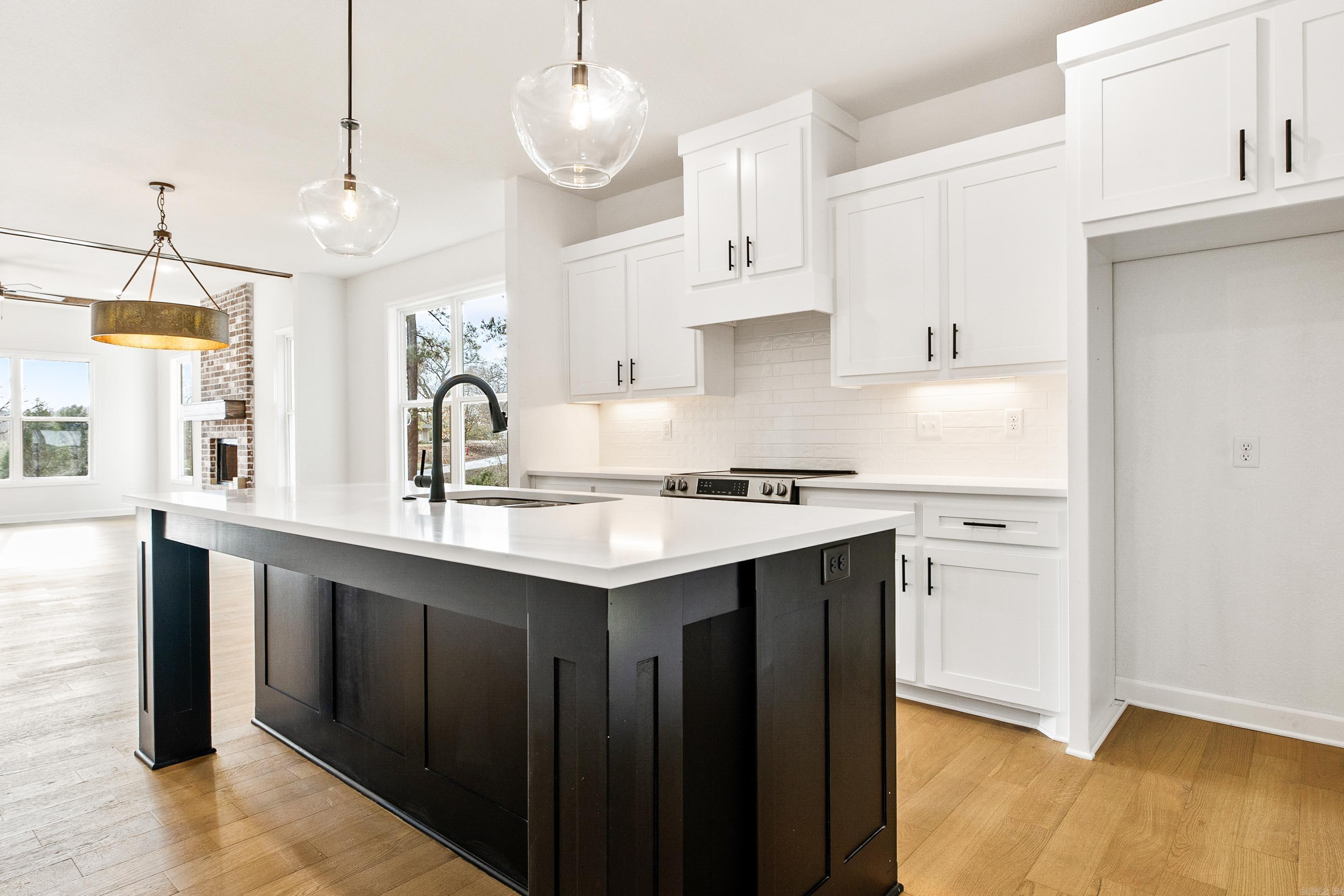 10388 Narrows  Benton, AR