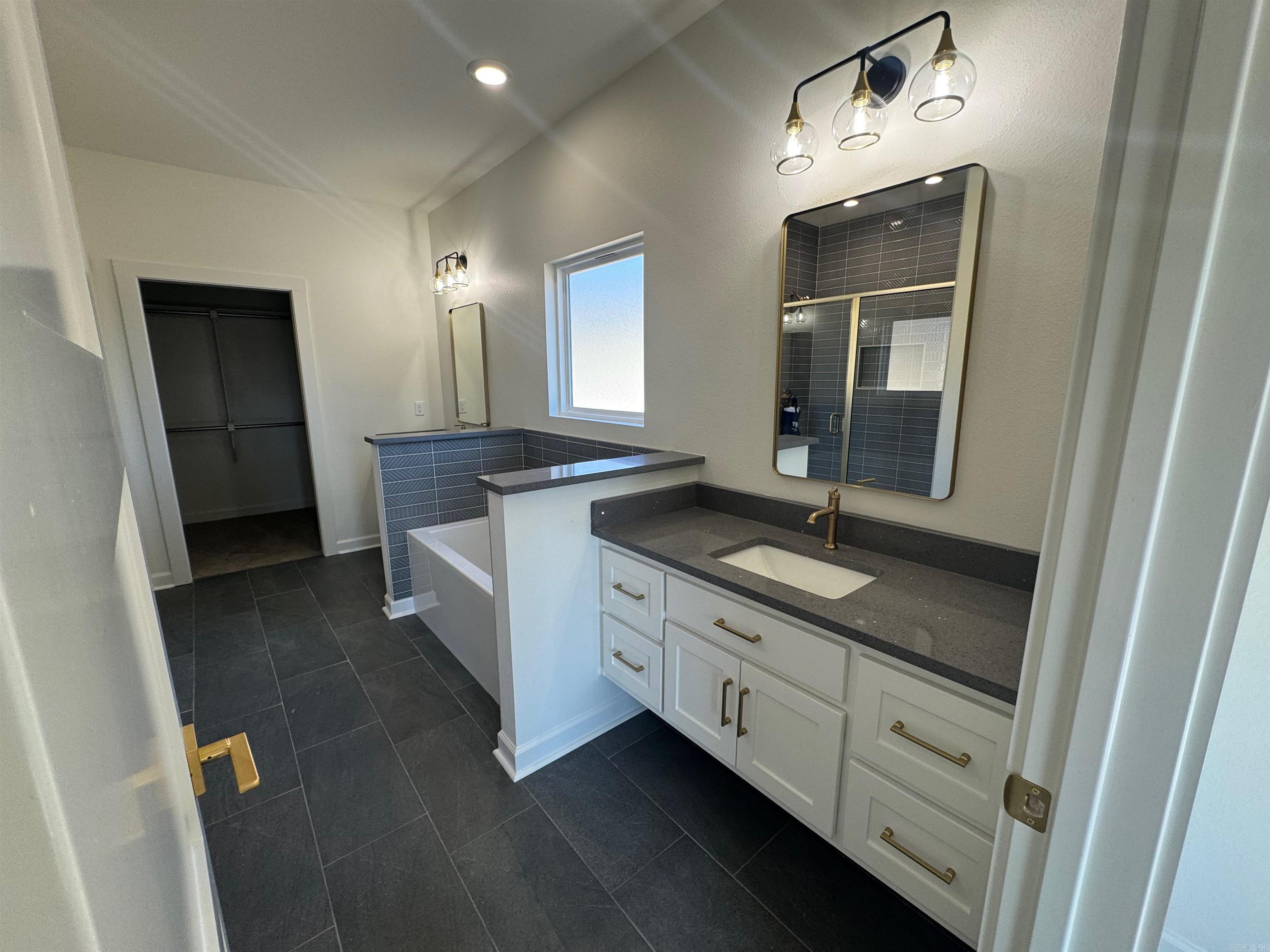 30 Echohawk  Cabot, AR