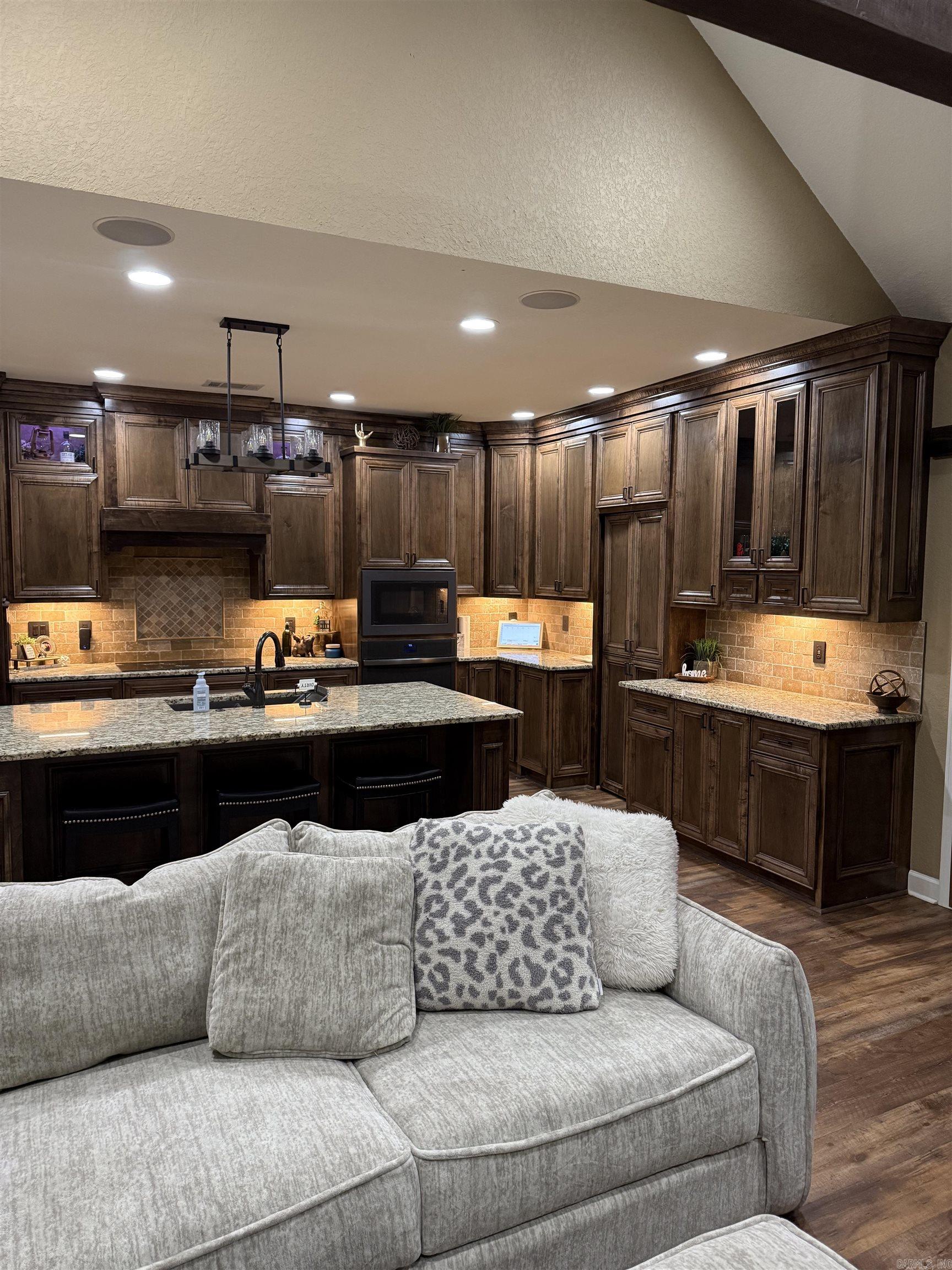 28 High Oak  Sherwood, AR