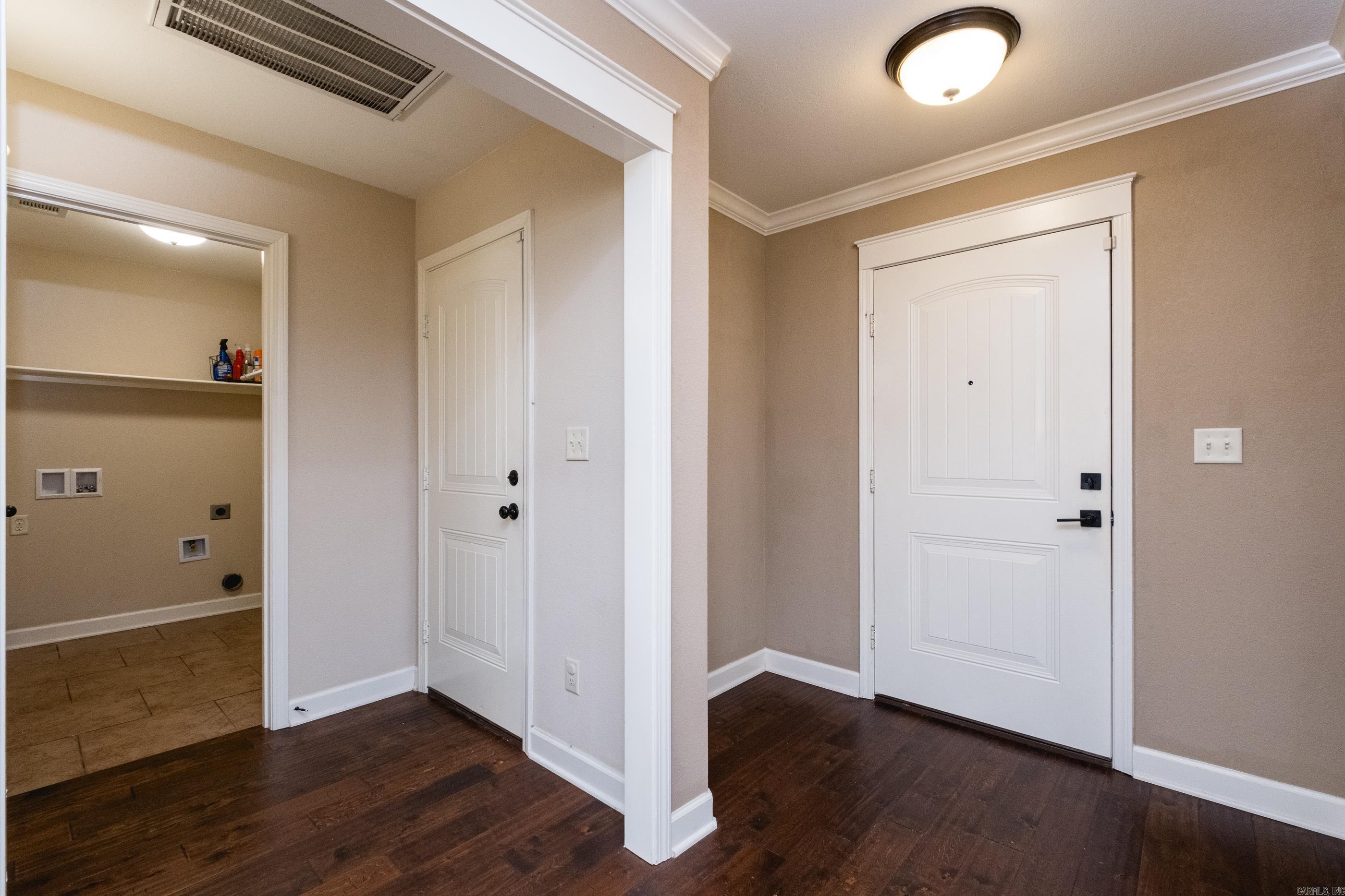 1194 Oak Glenn Loop  Bryant, AR