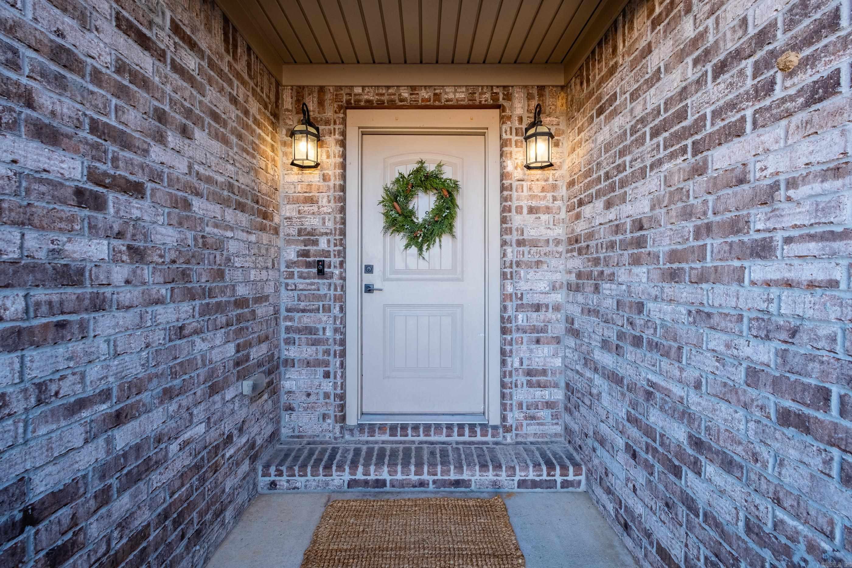 1194 Oak Glenn Loop  Bryant, AR