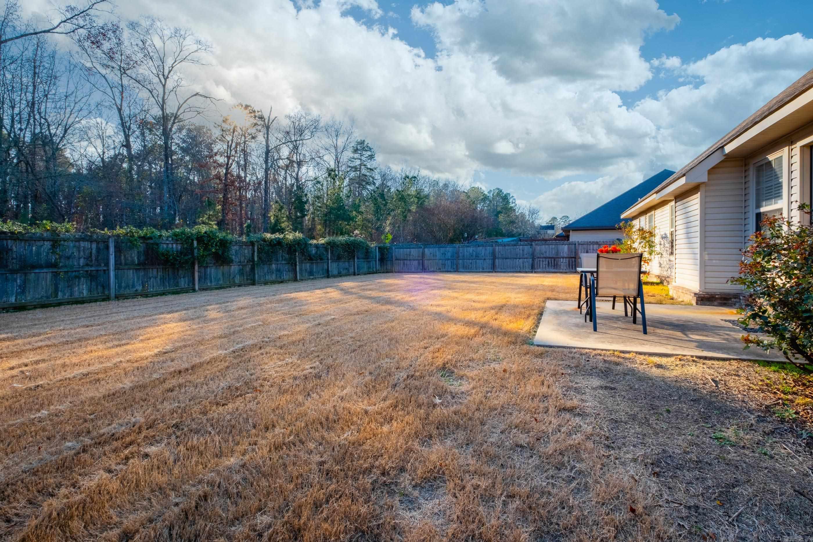 1194 Oak Glenn Loop  Bryant, AR