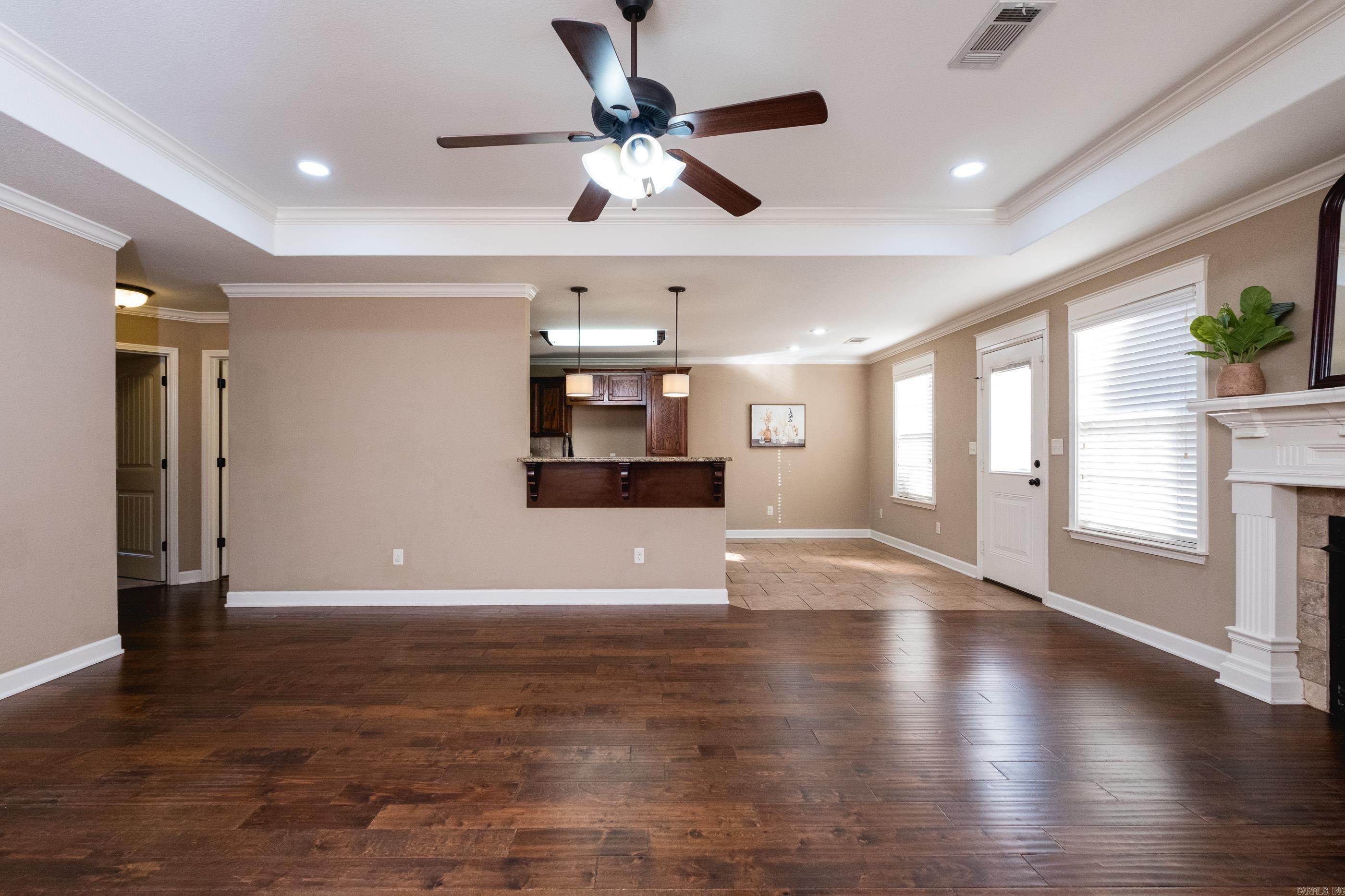 1194 Oak Glenn Loop  Bryant, AR