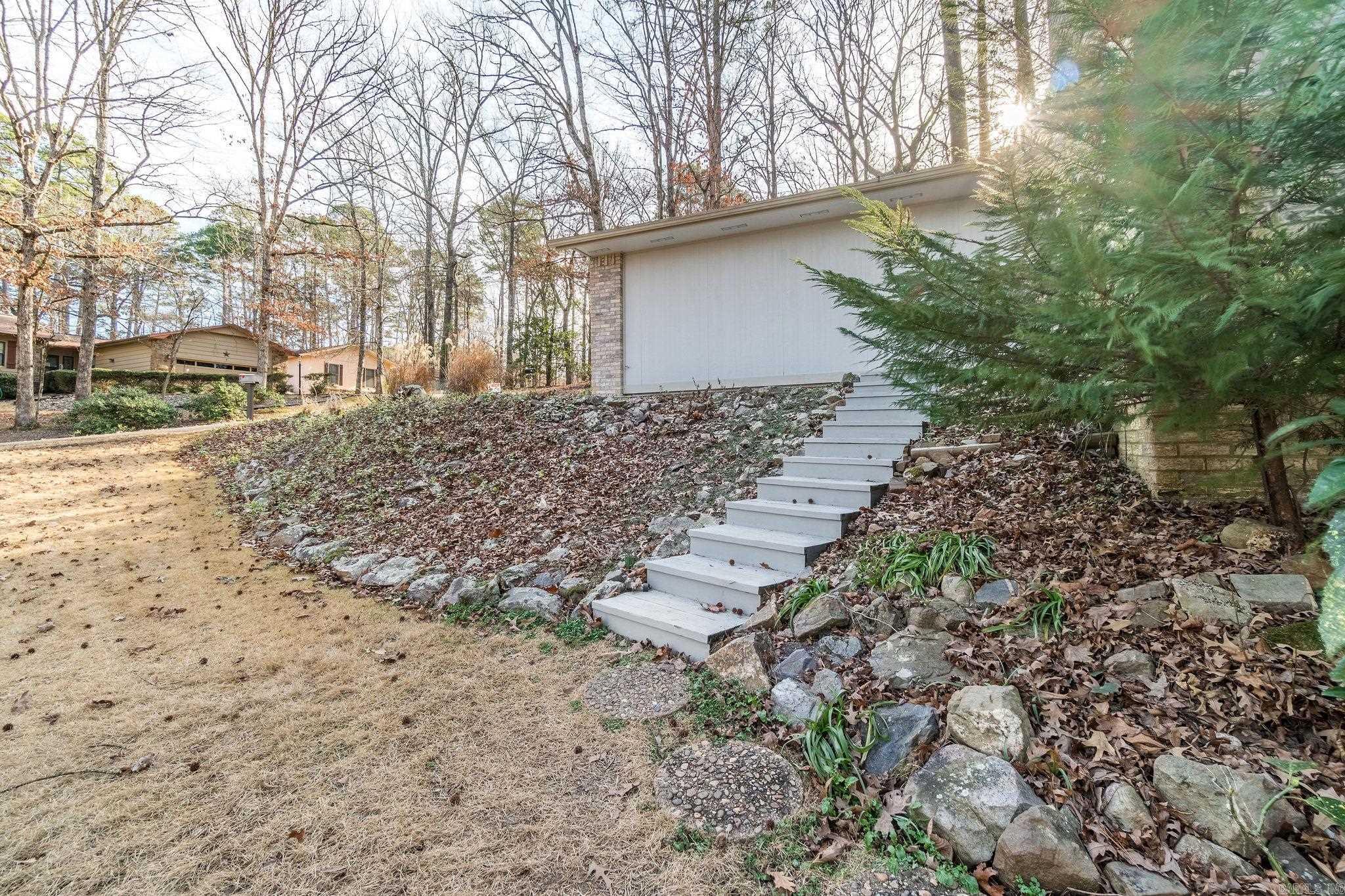 8 Tarifa Lane Hot Springs Village, AR 71909