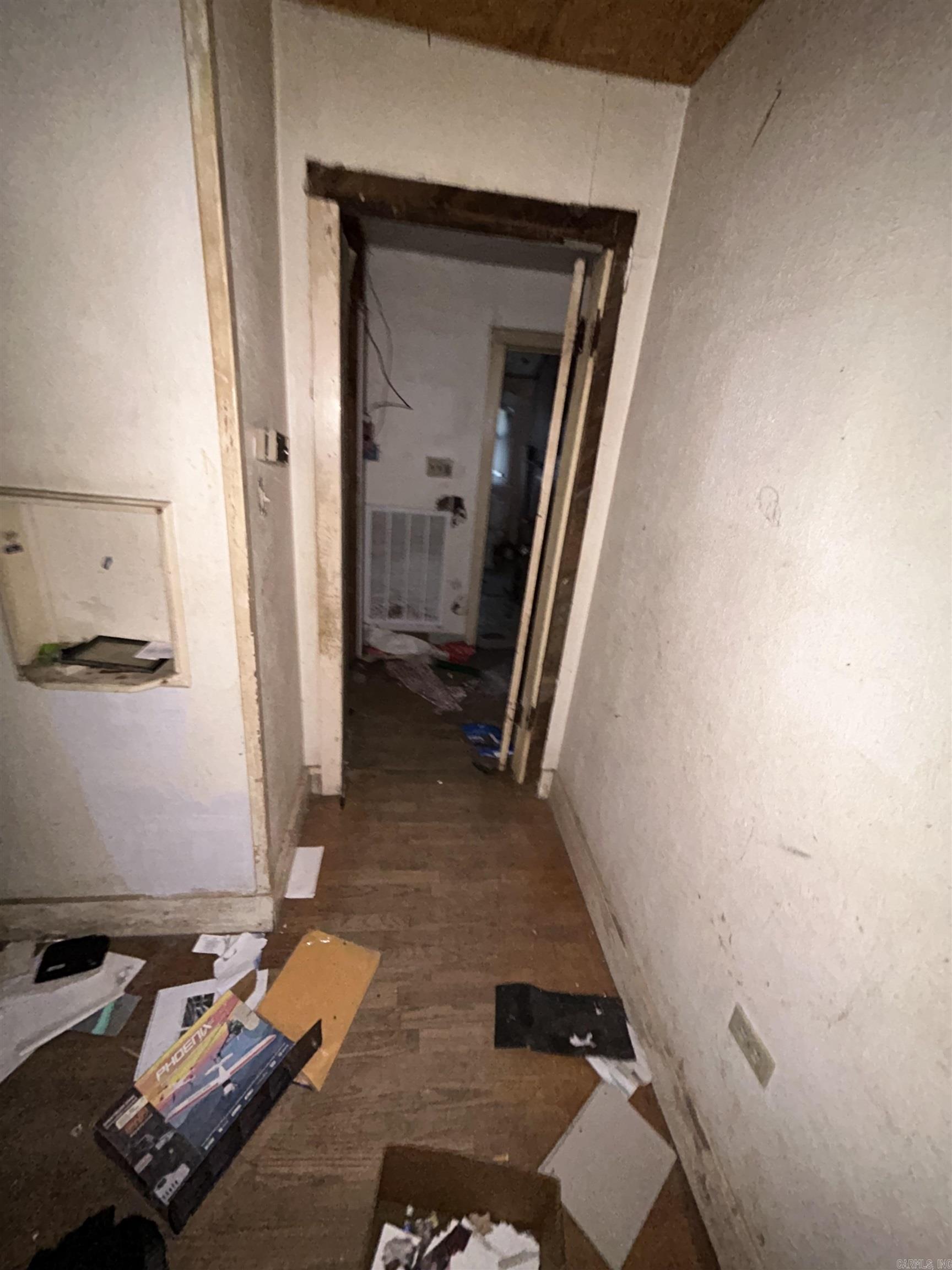 519 SW 4TH  England, AR