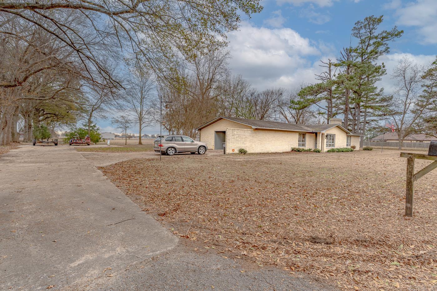 1306 Woodfield  Trumann, AR