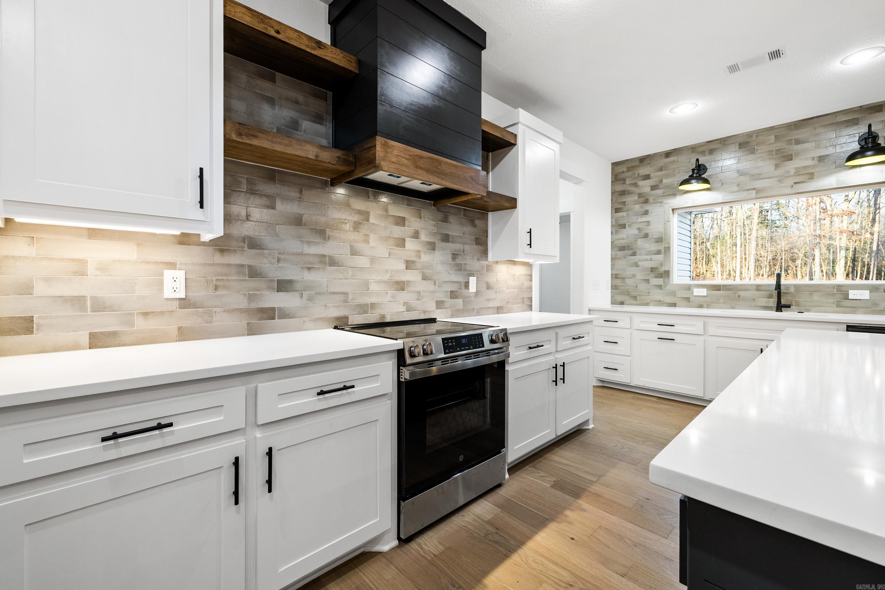 10352 Narrows  Benton, AR