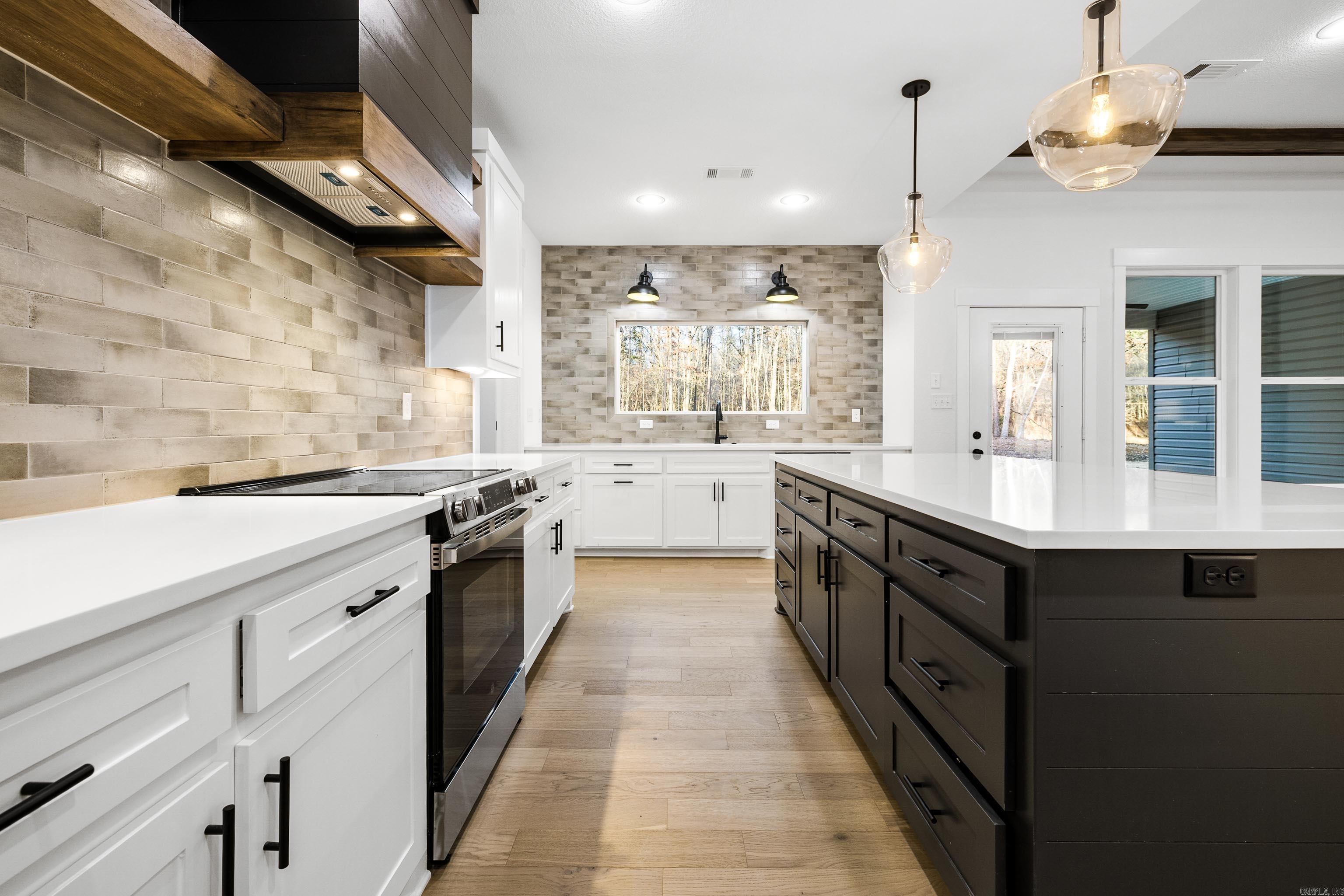 10352 Narrows  Benton, AR