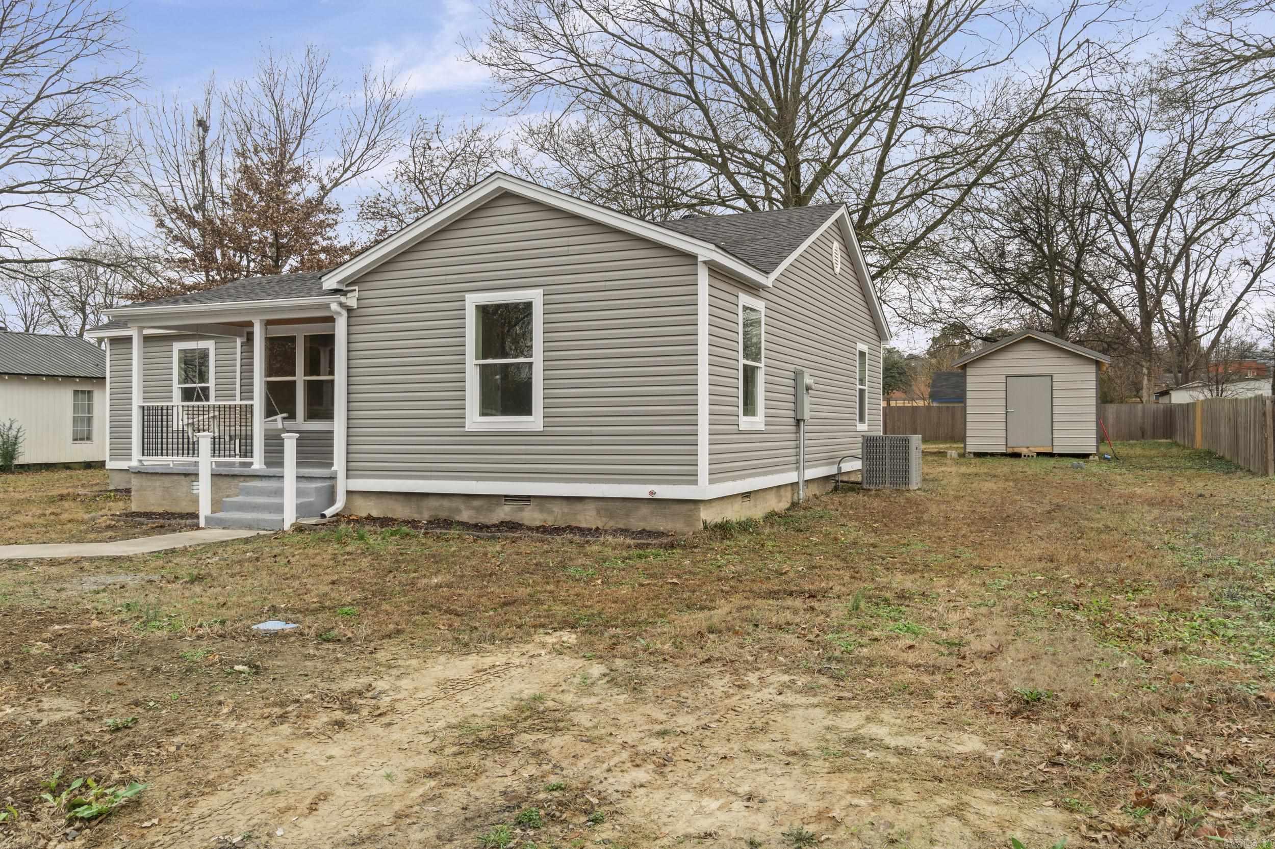 305 N Elm St.  Bald Knob, AR